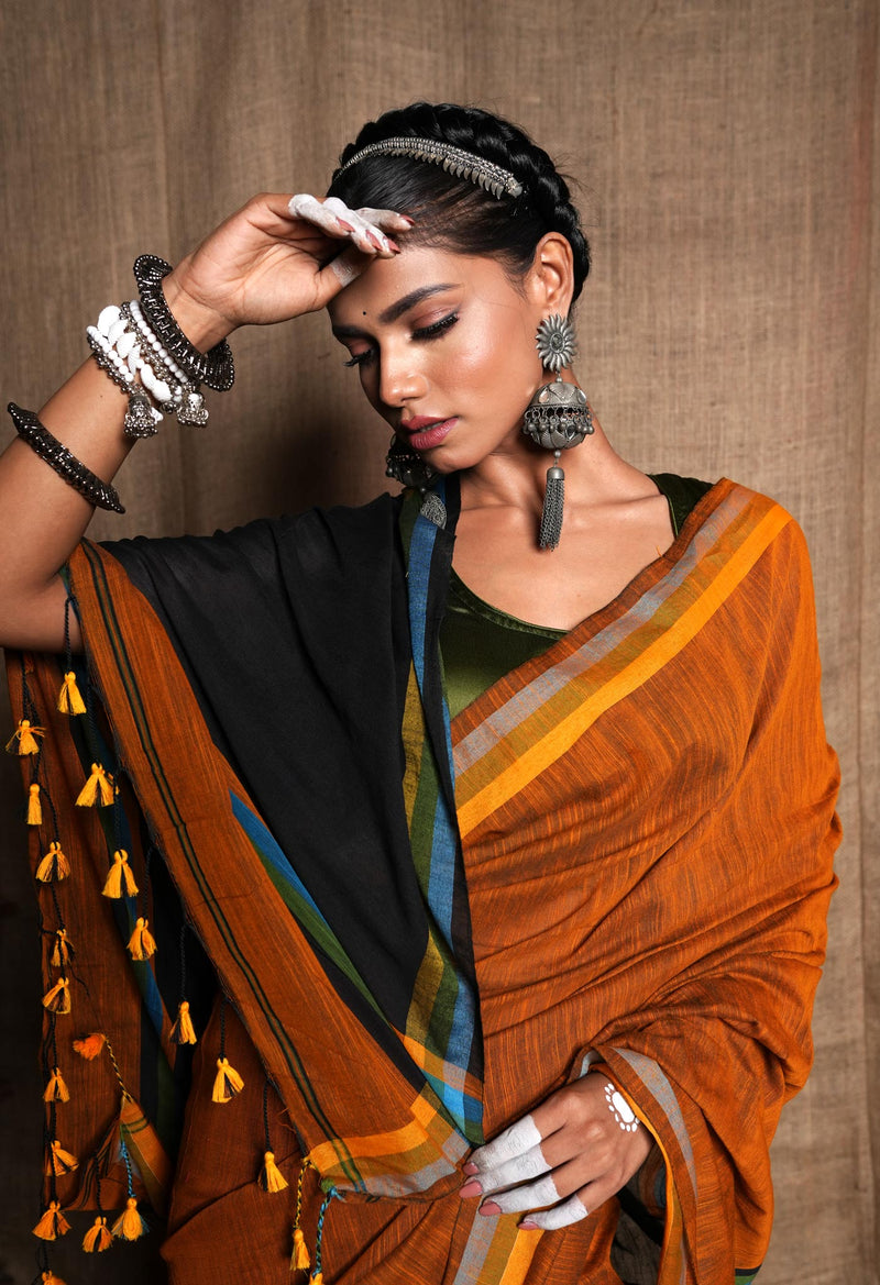 Bronze Orange-Black Pure  Plain With Contrast Pallu Cotton  Linen Saree With Tassels-UNM72861