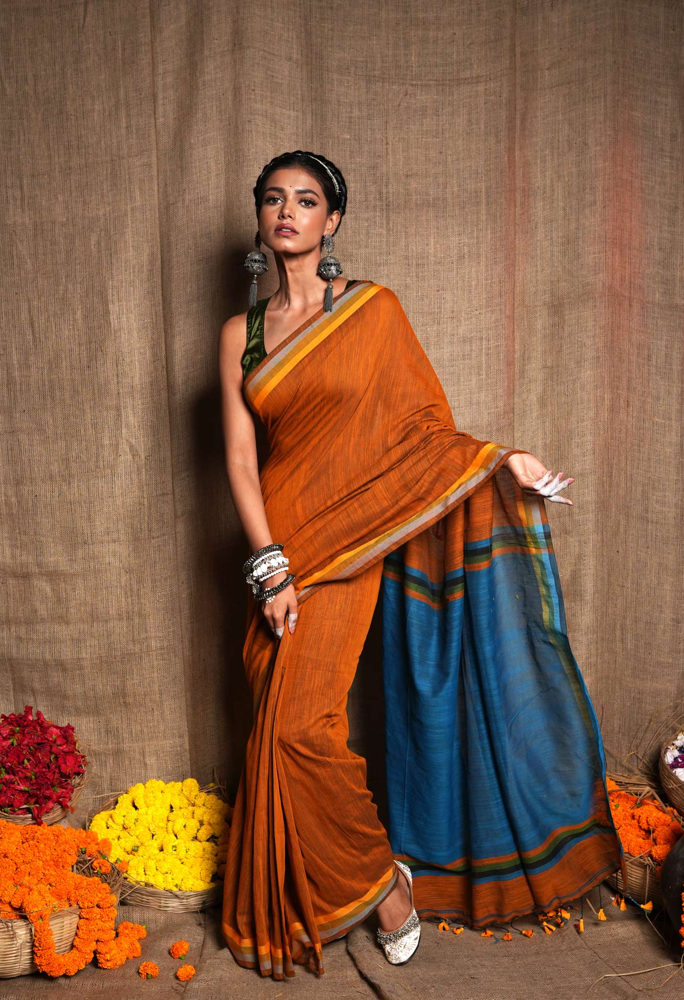 Orange-Blue Pure Plain With Contrast Pallu Cotton Linen Saree With Tassels