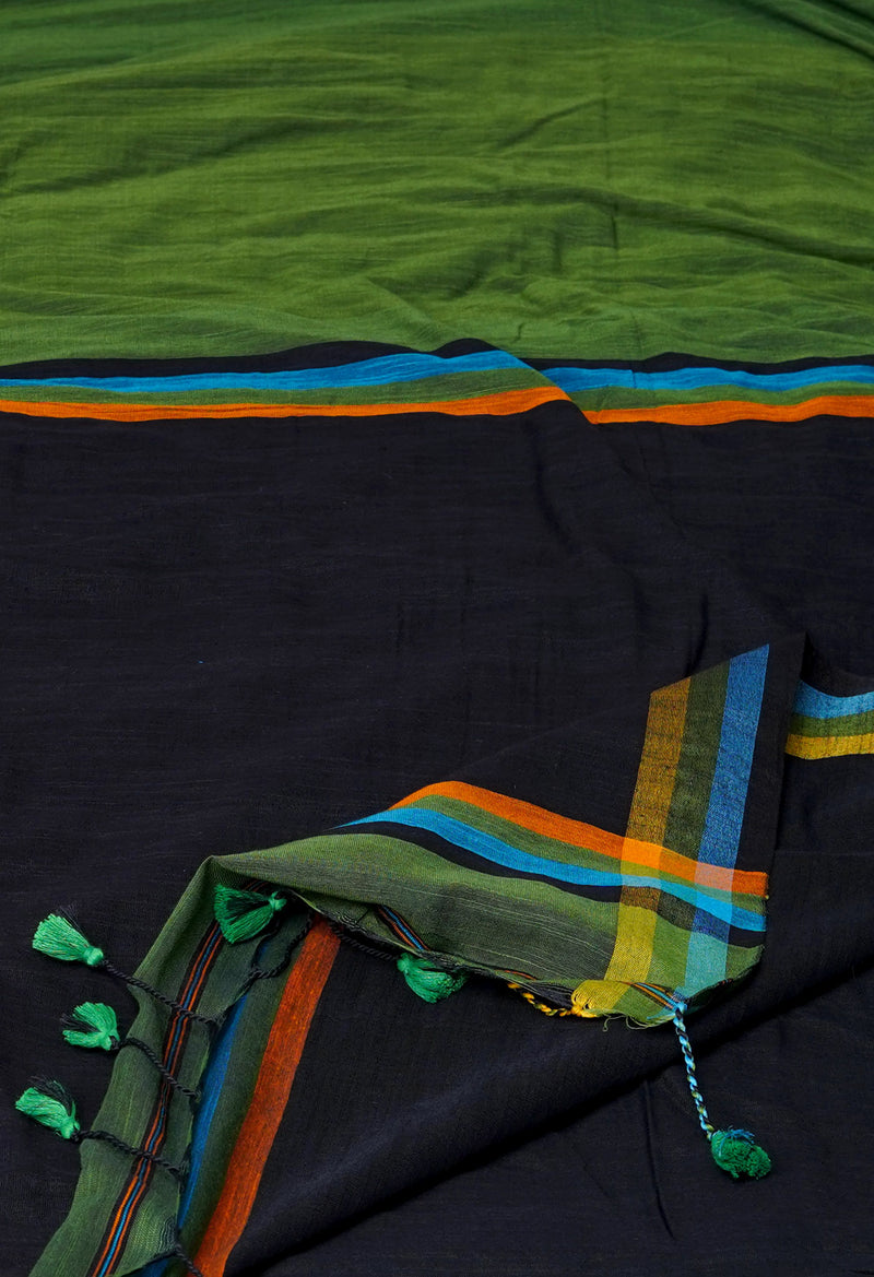 Olive Green-Black Pure  Plain With Contrast Pallu Cotton  Linen Saree With Tassels-UNM72864