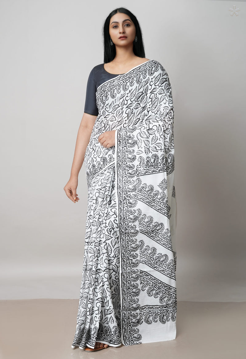 White Pure Block Printed  Superfine Mulmul Cotton Saree With Kalamkari Blouse Piece-UNM72909