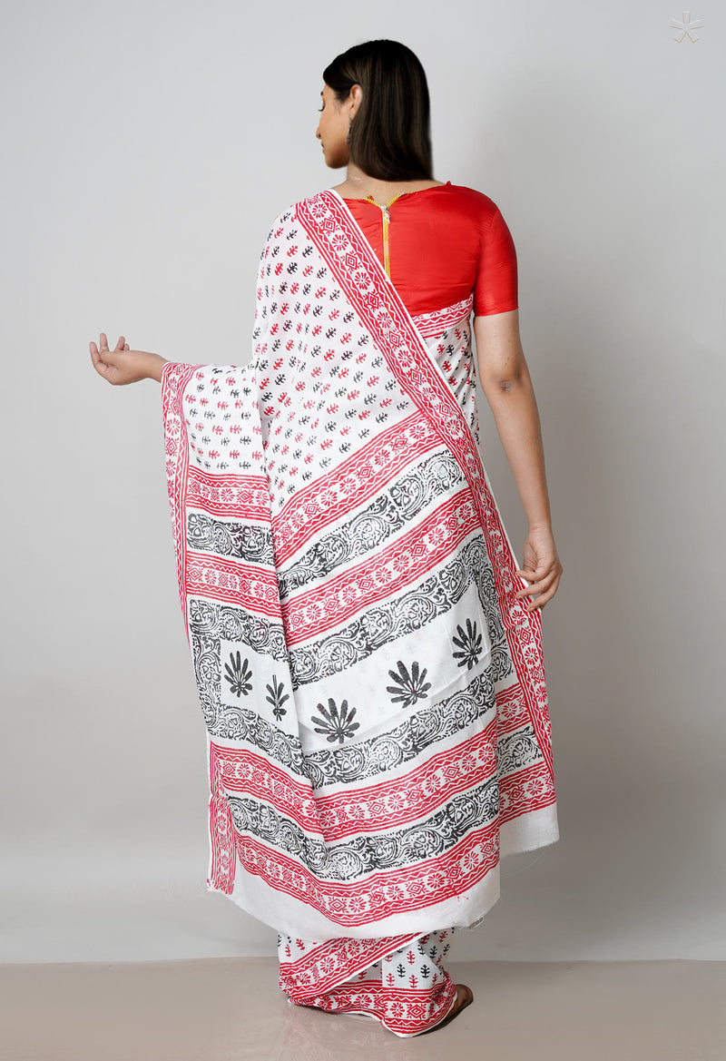 White Pure Block Printed  Superfine Mulmul Cotton Saree With Kalamkari Blouse Piece-UNM72946