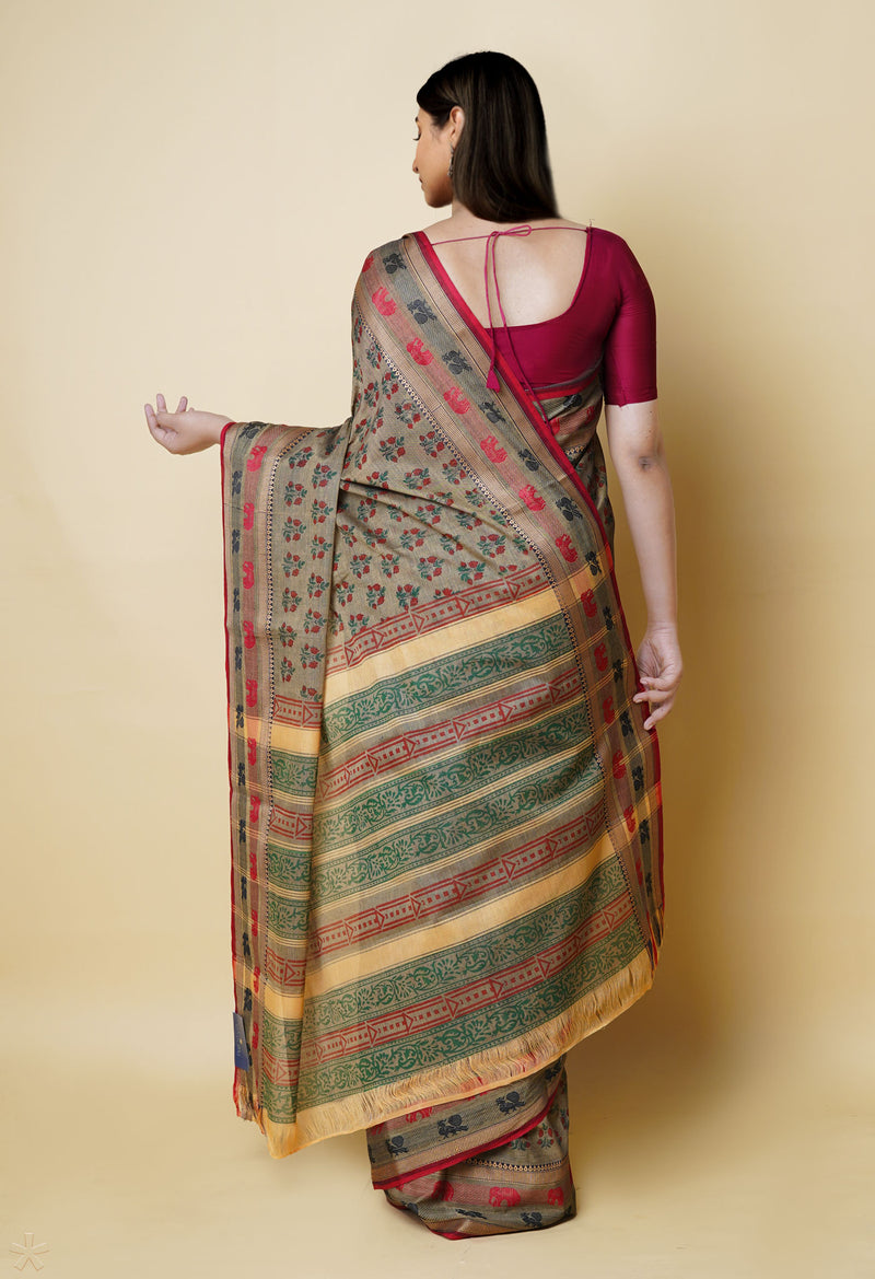Ecru Brown Pure Handloom Pavani Dyed Printed Chettinad Cotton Saree-UNM73250