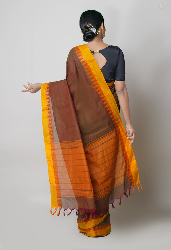 Green-Red  Double shade Plain Chettinad Cotton Saree-UNM73622