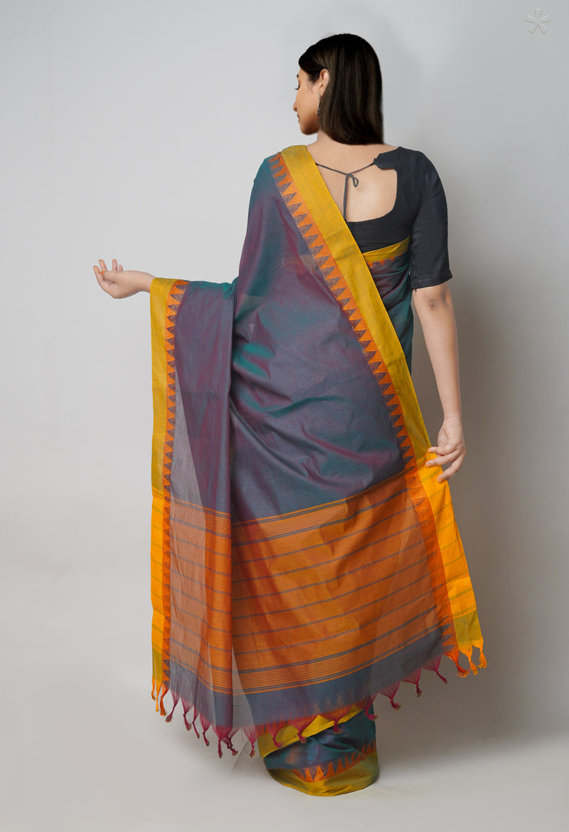 Green-Red  Double shade Plain Chettinad Cotton Saree-UNM73627
