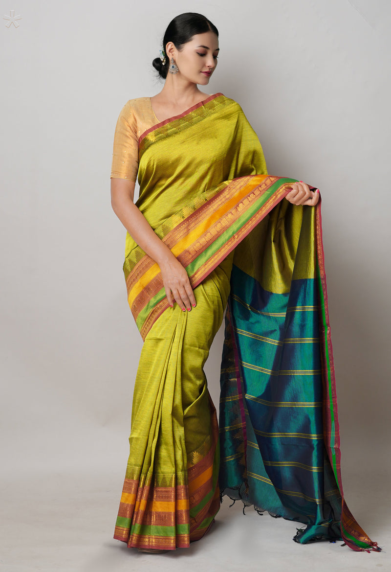 Green Pure Handloom Narayanpet Silk Saree-UNM74407