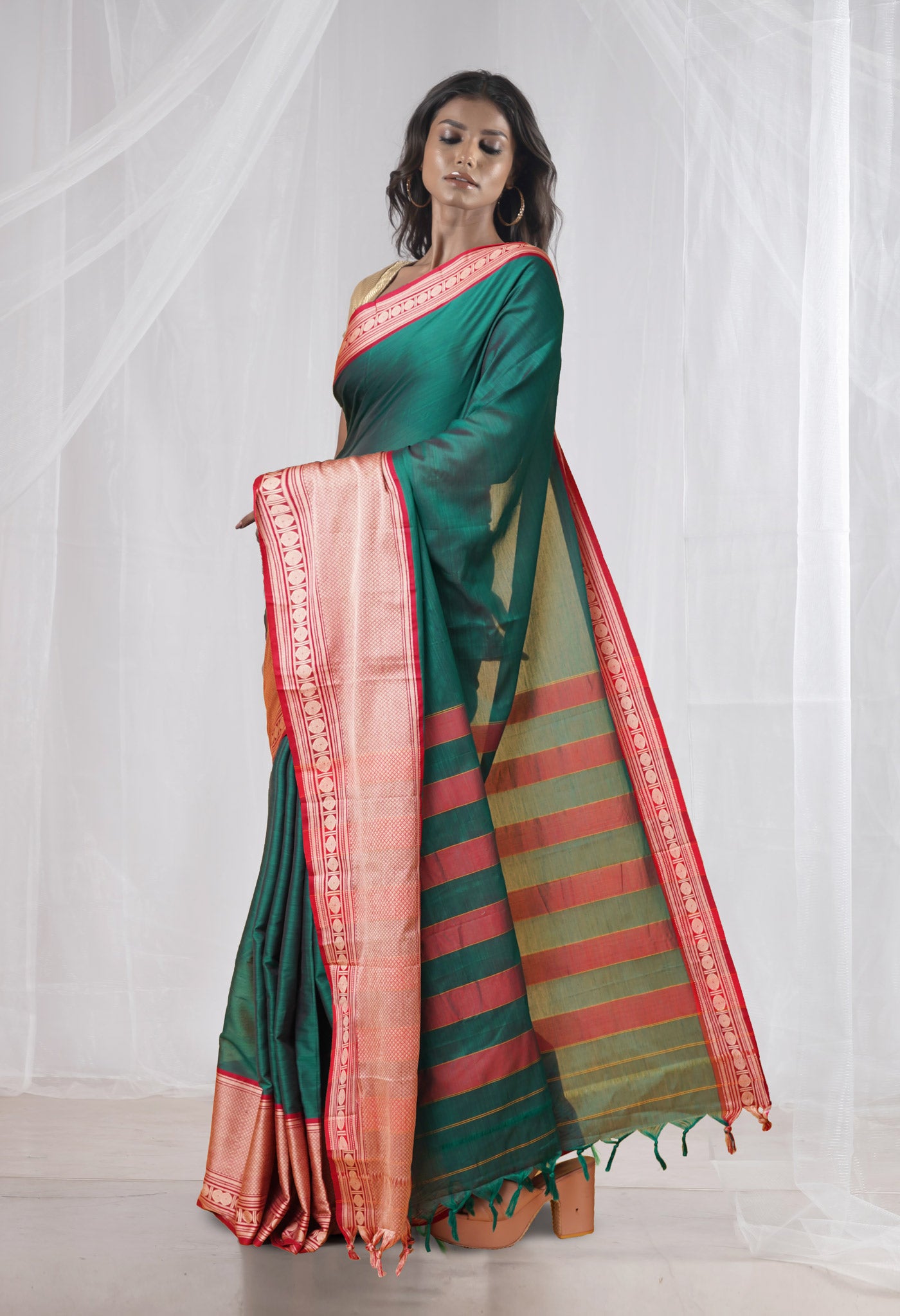 Green Pure Handloom Narayani Cotton Saree-UNM78257