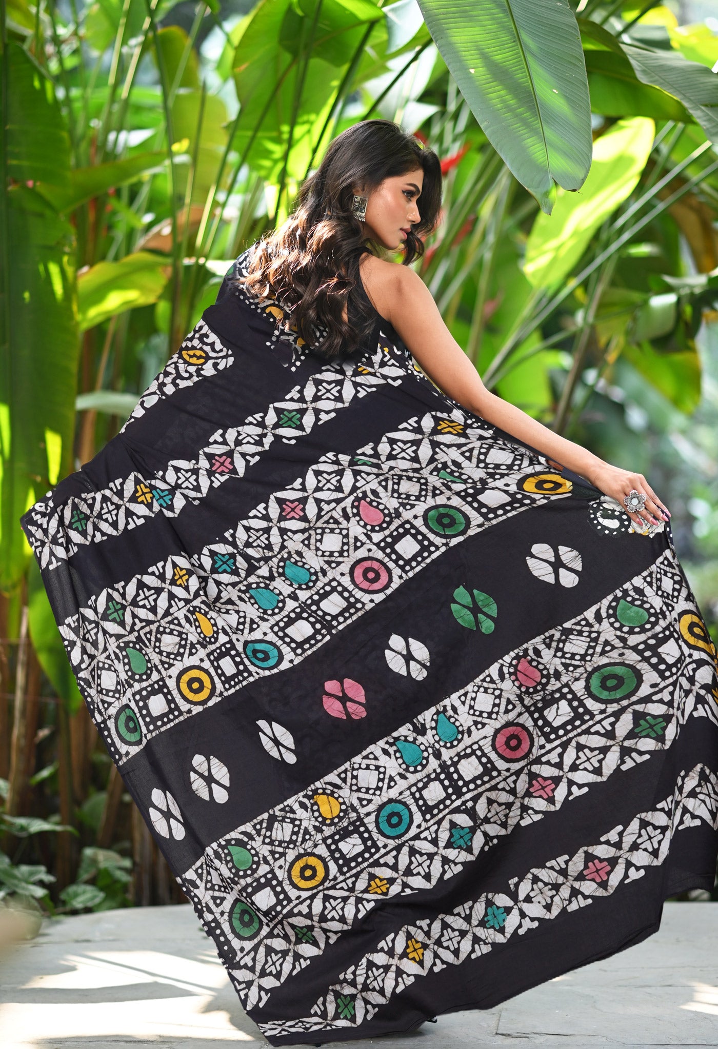 Black Pure  Wax Batik Printed Soft Cotton Saree-UNM80564
