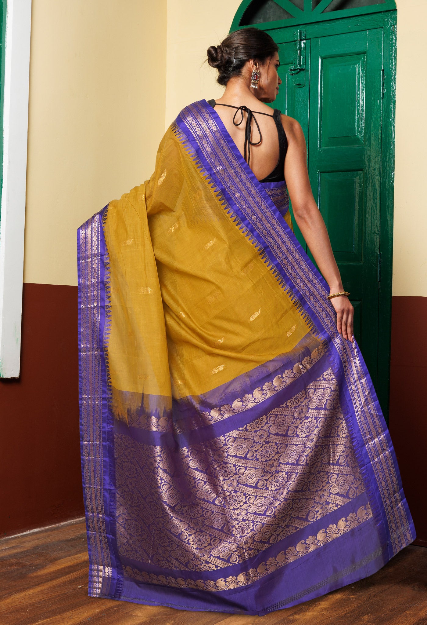 Mehindi Green-Dark Blue Pure Handloom Gadwal Cotton Saree-UNM80606