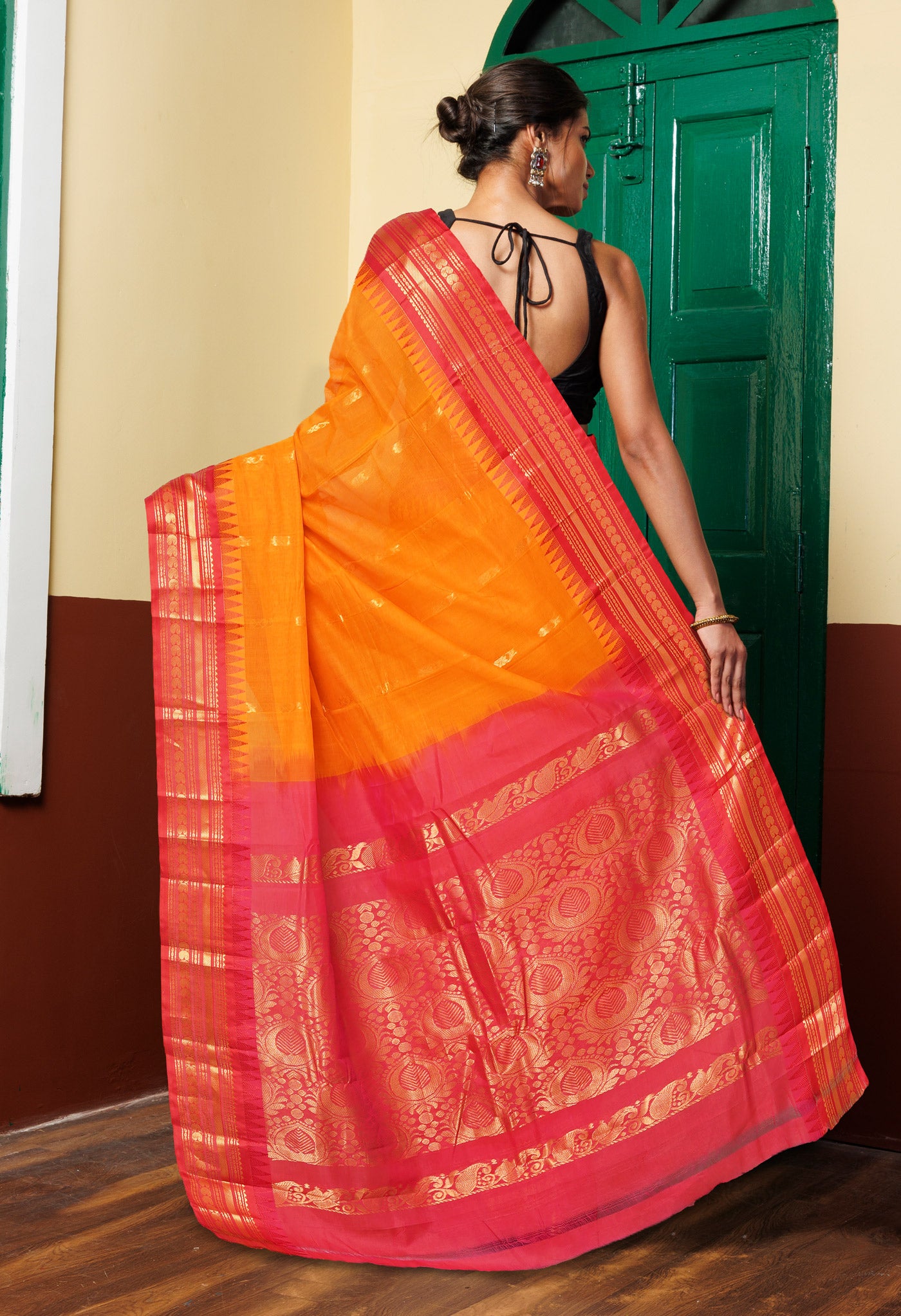 Yellow-Red Pure Handloom Gadwal Cotton Saree-UNM80776
