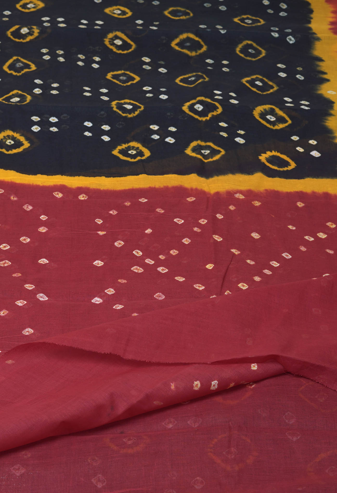 Black-Red Pure Bandhani Tie & Dye Soft Mulmul Cotton Saree-UNM82877