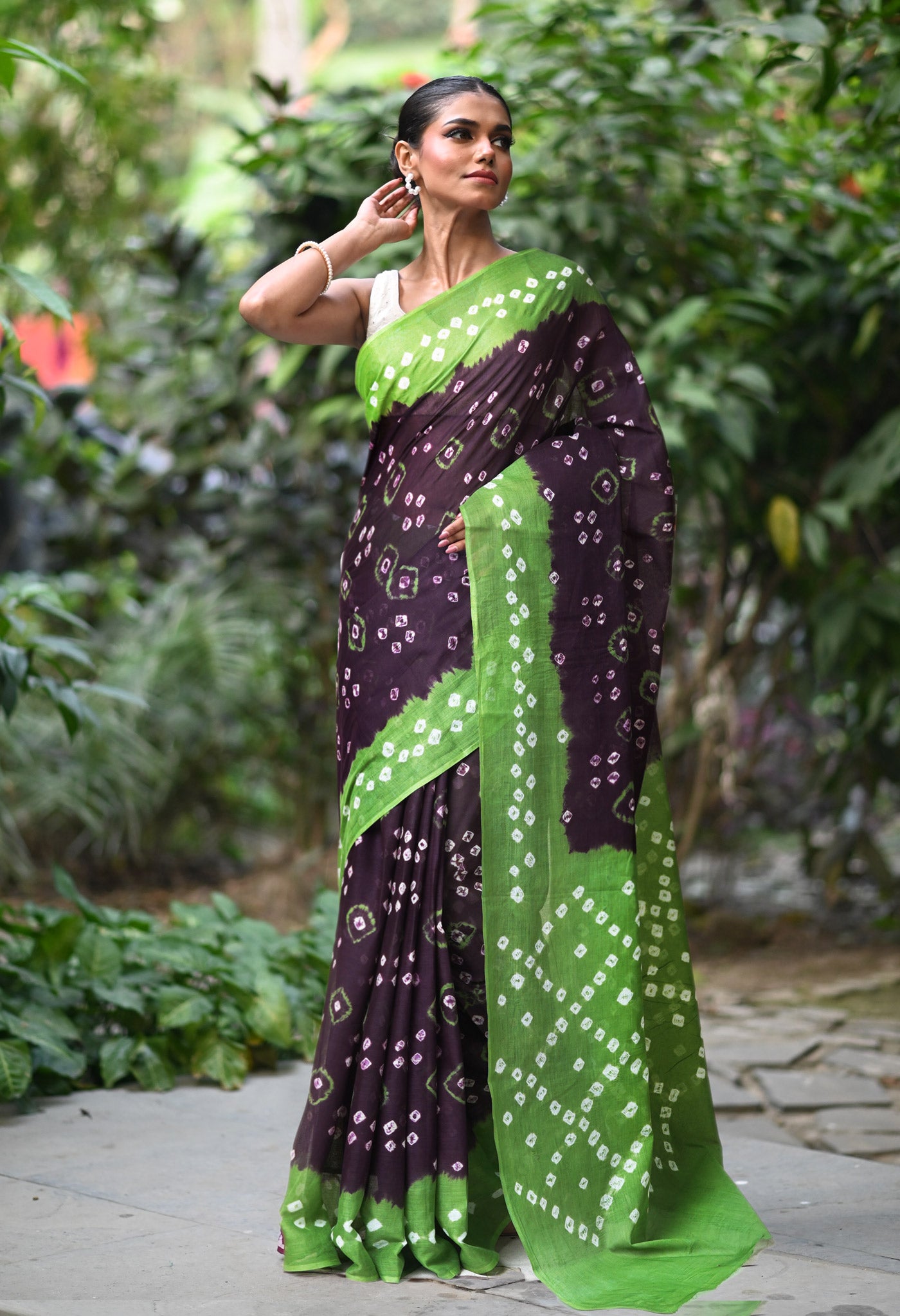 Dark Brown-Green Pure Bandhani Tie & Dye Soft Mulmul Cotton Saree-UNM82879