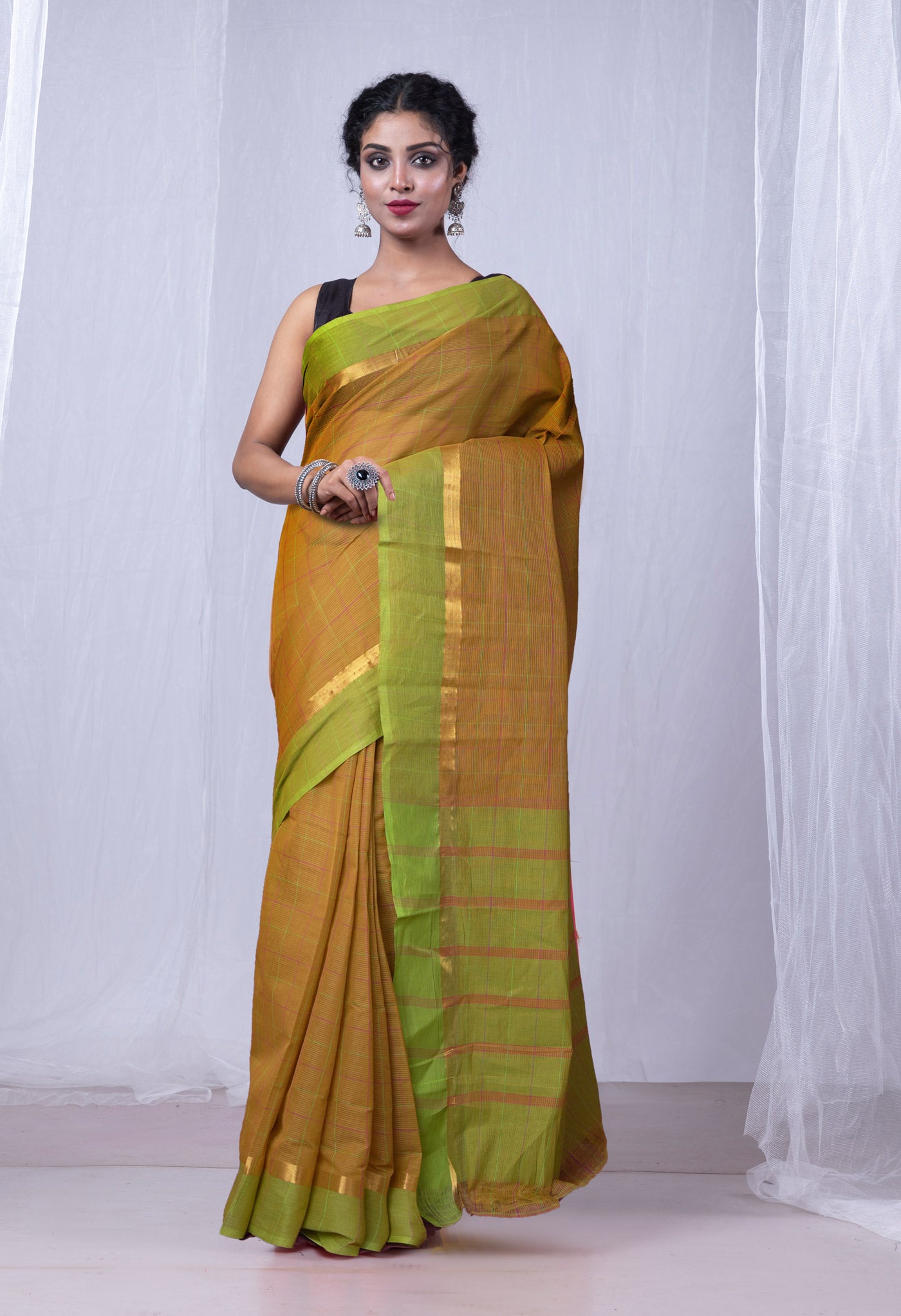Mustard Brown-Green Pure Woven Checks Pavani Mangalgiri Cotton Saree-UNM83148