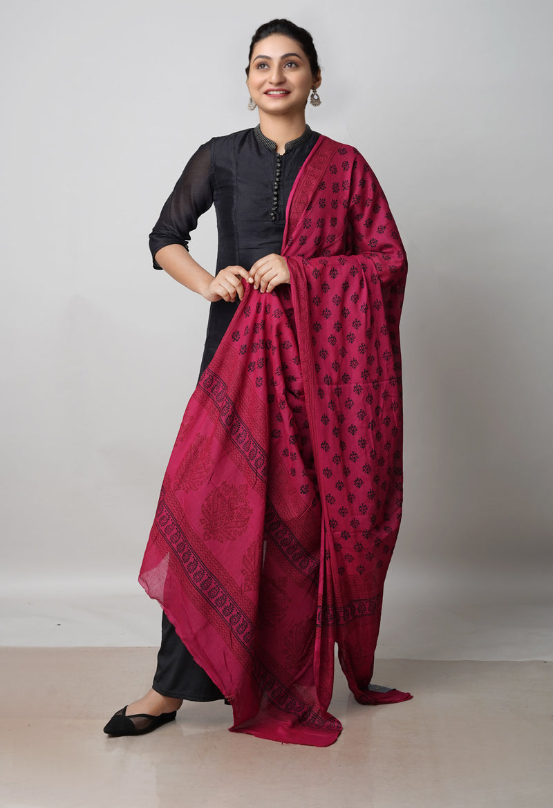 Hippie Pink Pure Superfine Mulmul Cotton Bagh Printed Dupatta –UDS5031