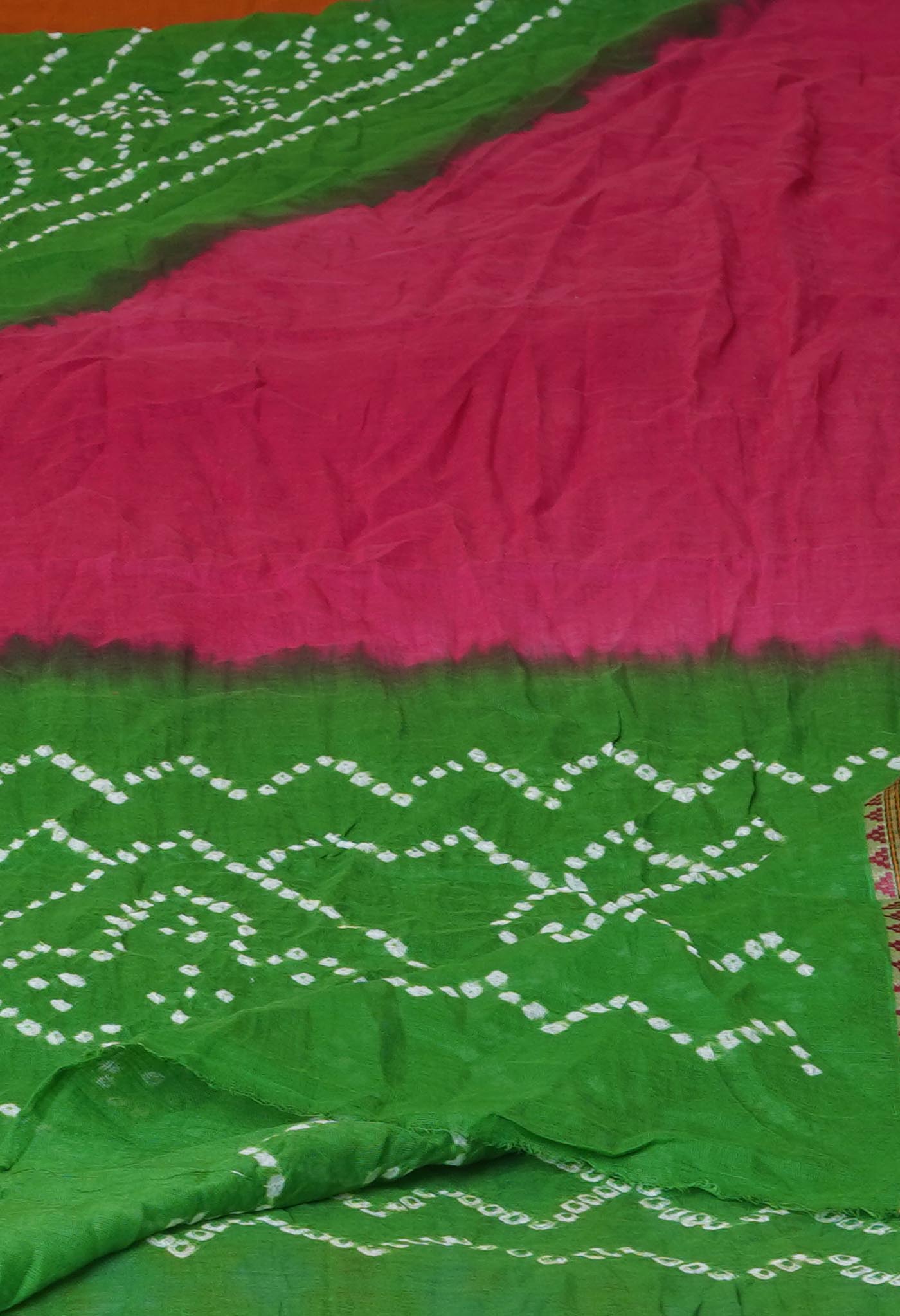 Red-Green Pure Bandhani Printed Cotton Dupatta–UDS5584