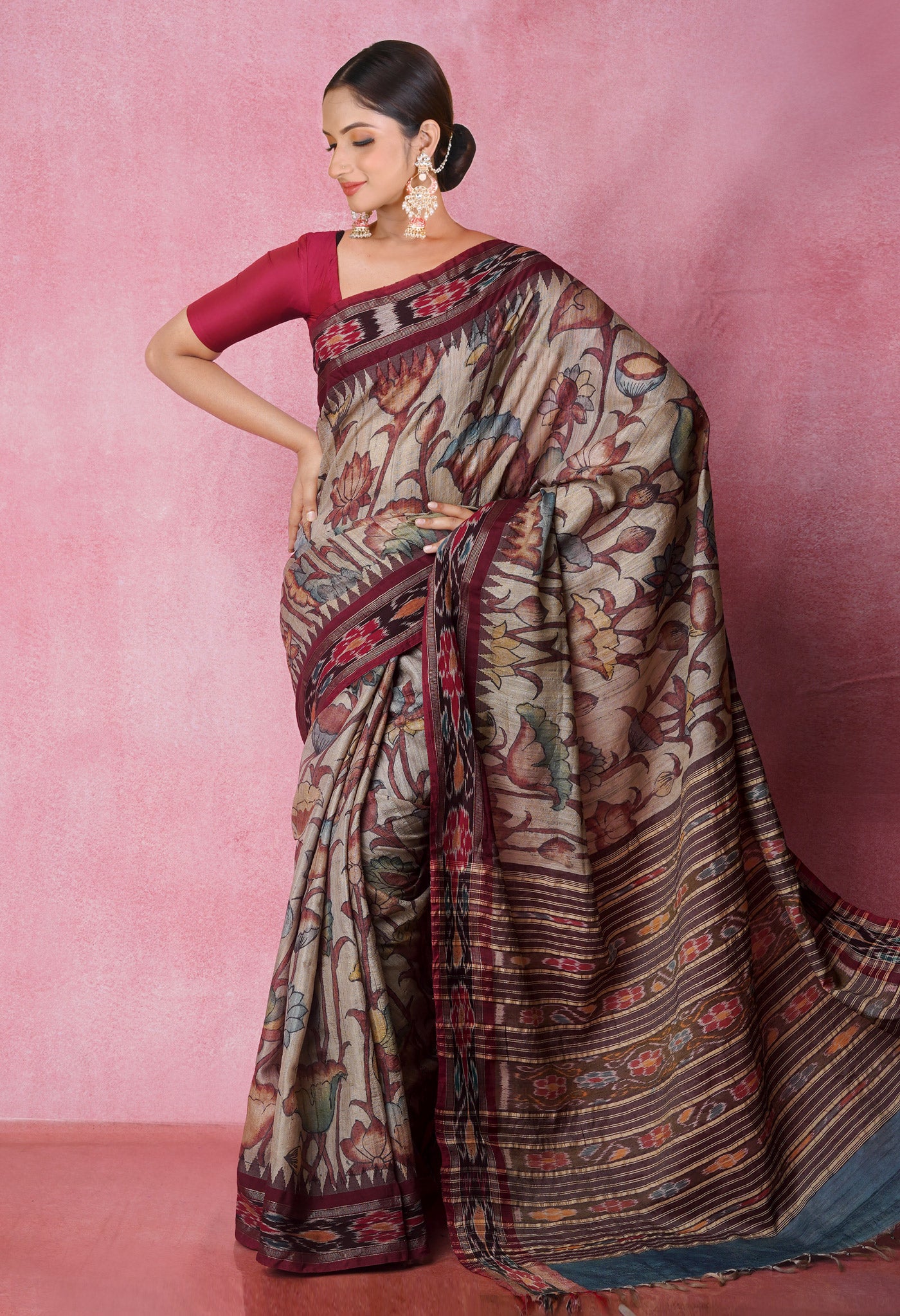 Biege Pure Handloom Pen Kalamkari Painting Gicha Tussar Jute Saree-UNM71750