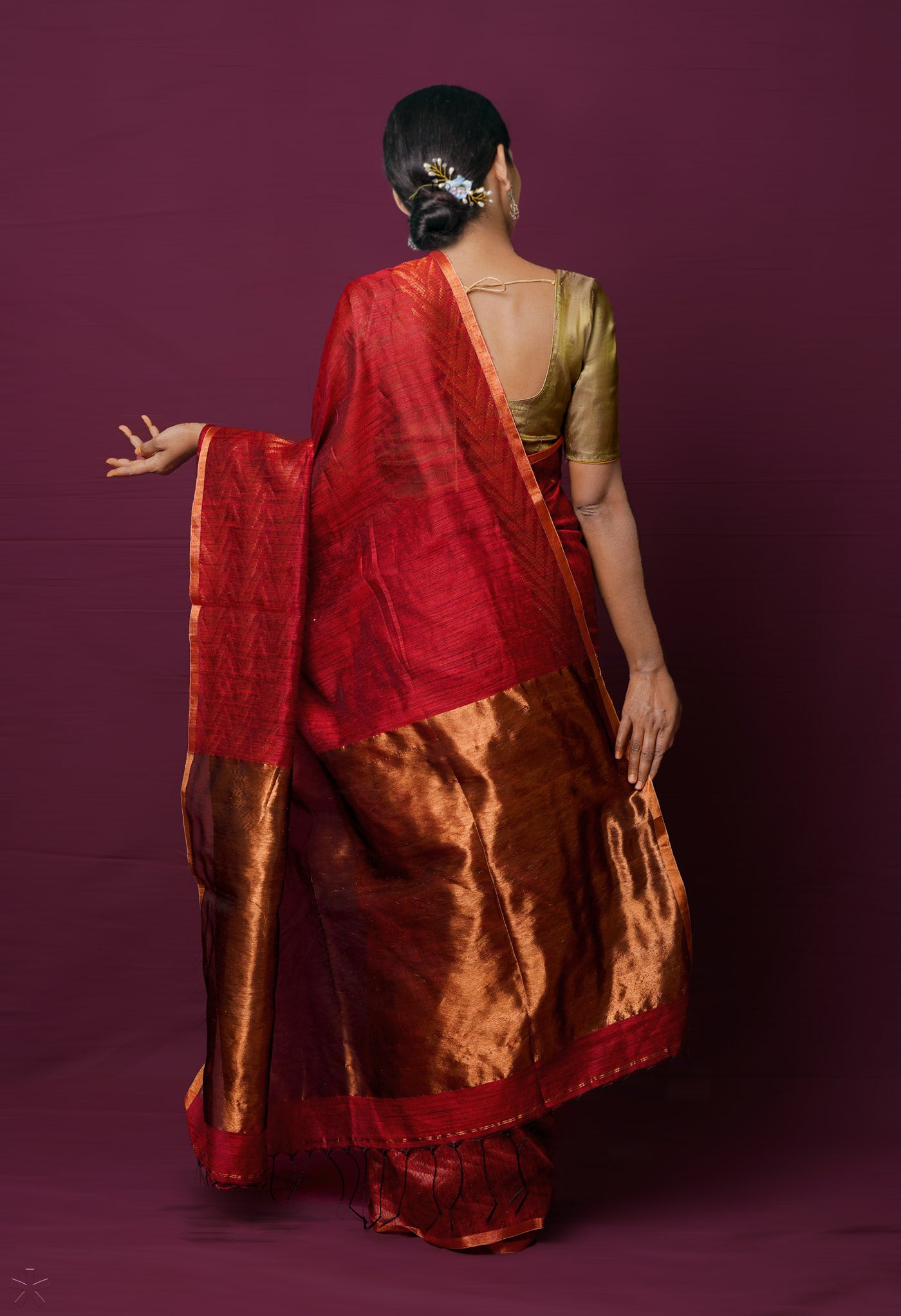 Red Pure Handloom Dupion Bengal Sico Saree-UNM72154