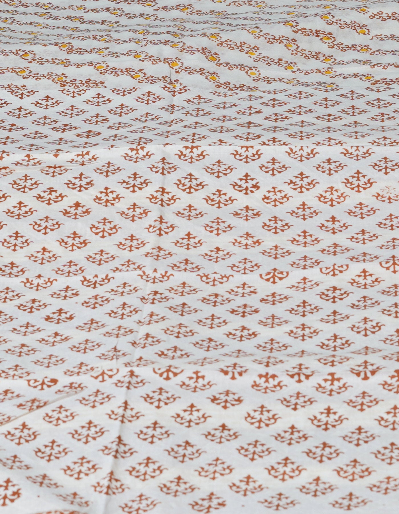White Pure  Block Printed Superfine Mulmul  Cotton Saree-UNM72567