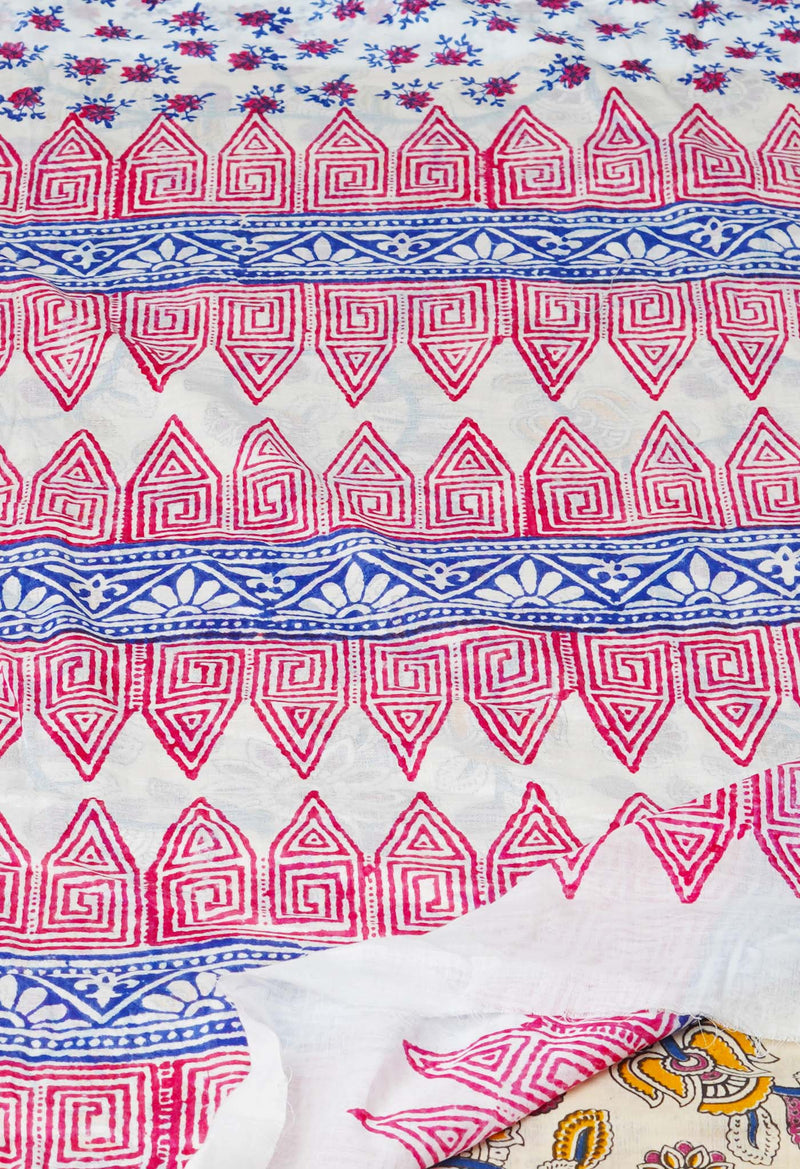 White Pure Block Printed  Superfine Mulmul Cotton Saree With Kalamkari Blouse Piece-UNM72913