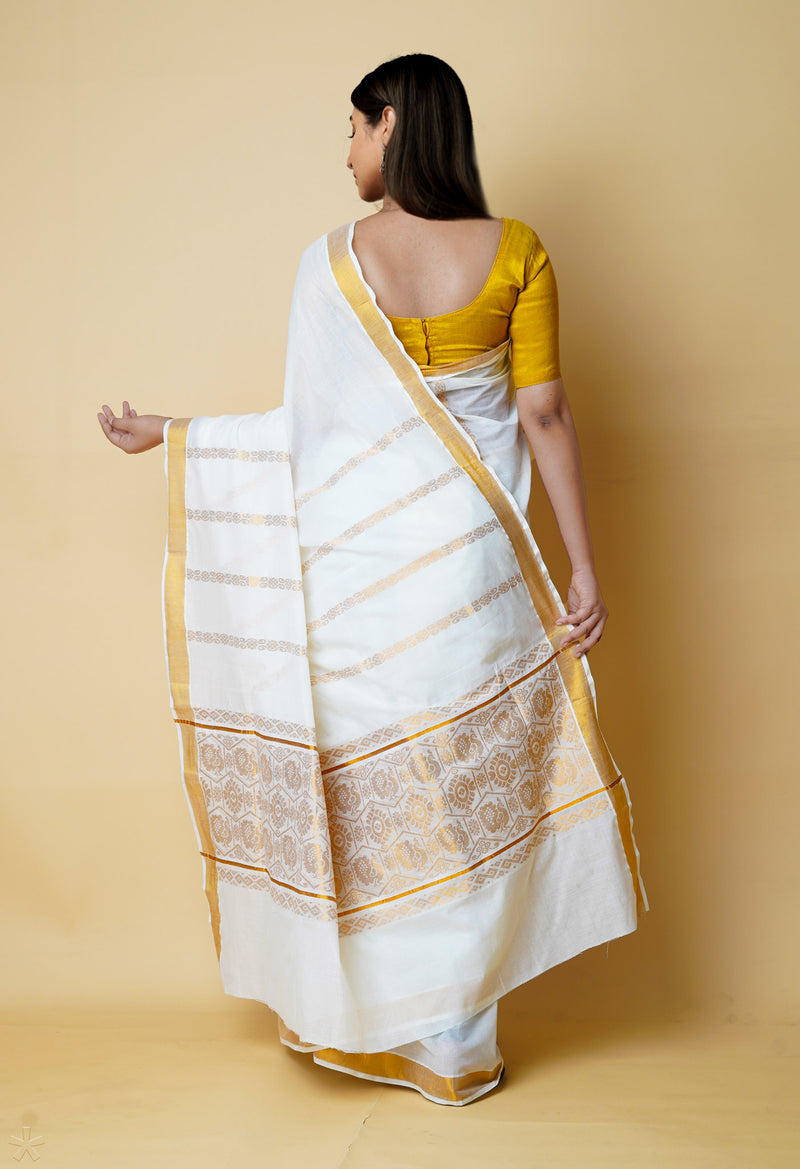 Ivory Pure  Kerala Kasavu Cotton Saree-UNM73041