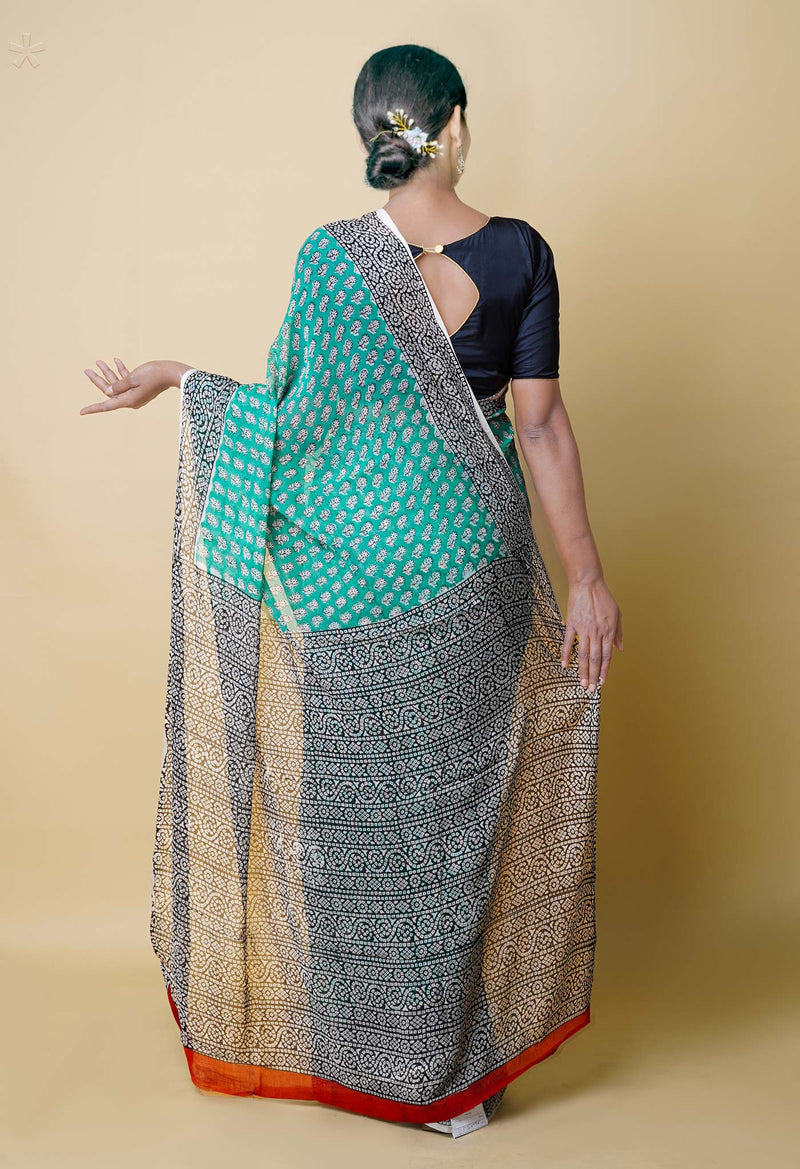 Green Pure  Bagru Printed Chiffon Silk Saree-UNM73268