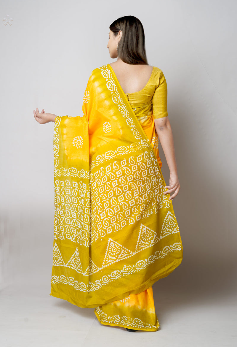 Yellow-Mehndi Green Pure  Hand Batik Printed Cotton Saree-UNM73410