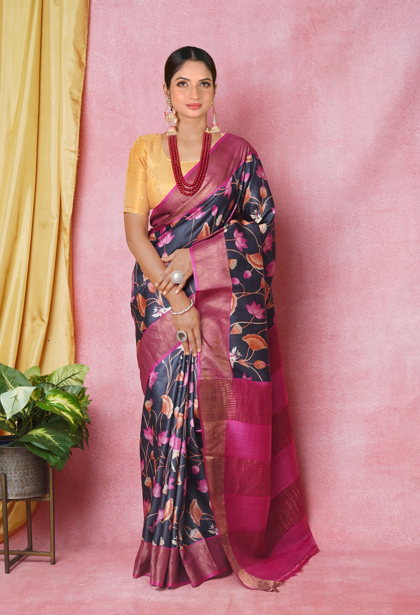 Black Pure Handloom Designer Printed Bengal Tussar Silk Saree-UNM74057