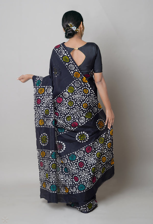 Black Pure  Hand Block Wax Batik Printed Soft Silk Saree-UNM74184