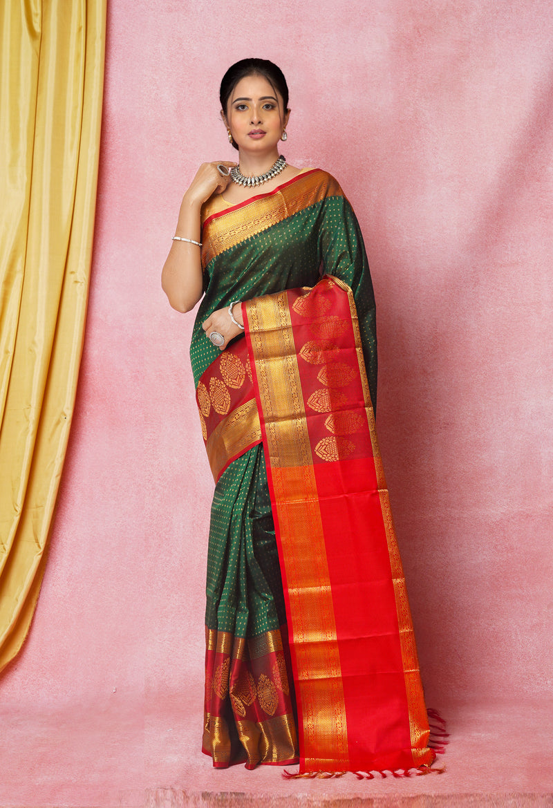 Green-Red Pure Handloom Kanjivaram Silk Saree-UNM74256