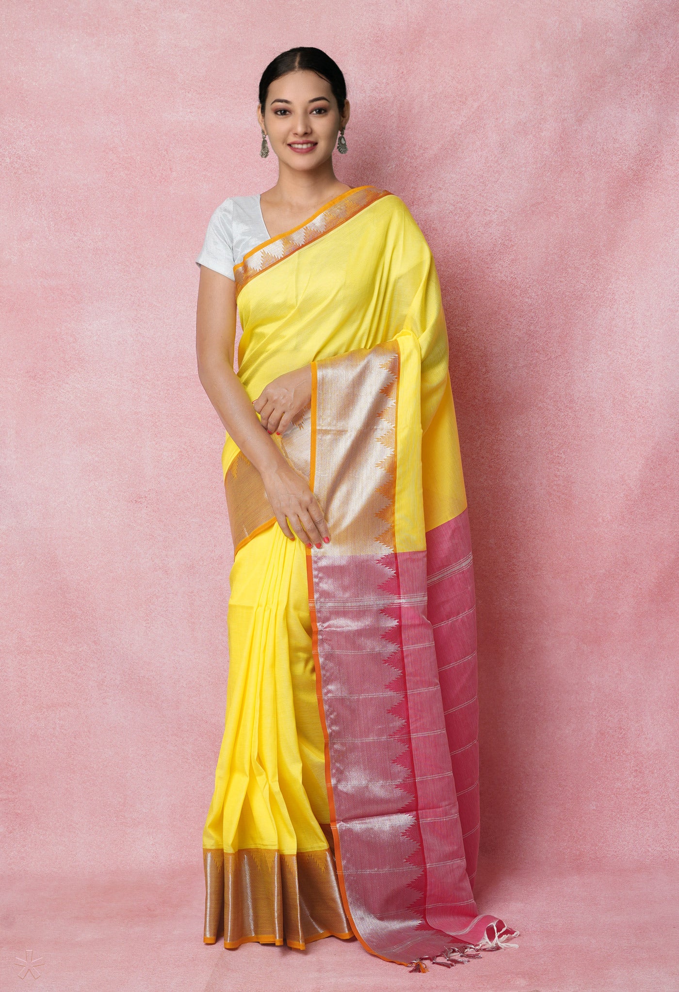 Yellow Pure Handloom Mangalgiri Silk Saree-UNM74274