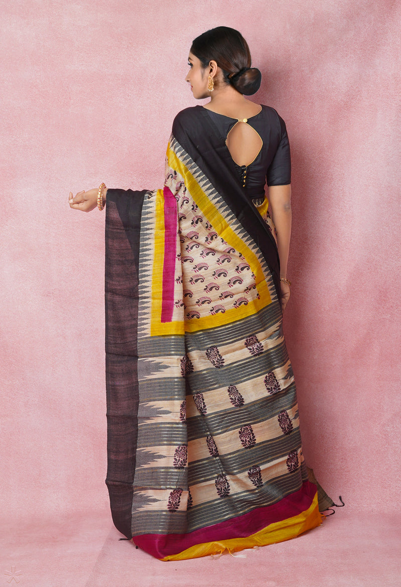 Off White Pure Handloom Hand Block Printed Vidarbha Tussar Silk Saree-UNM74504