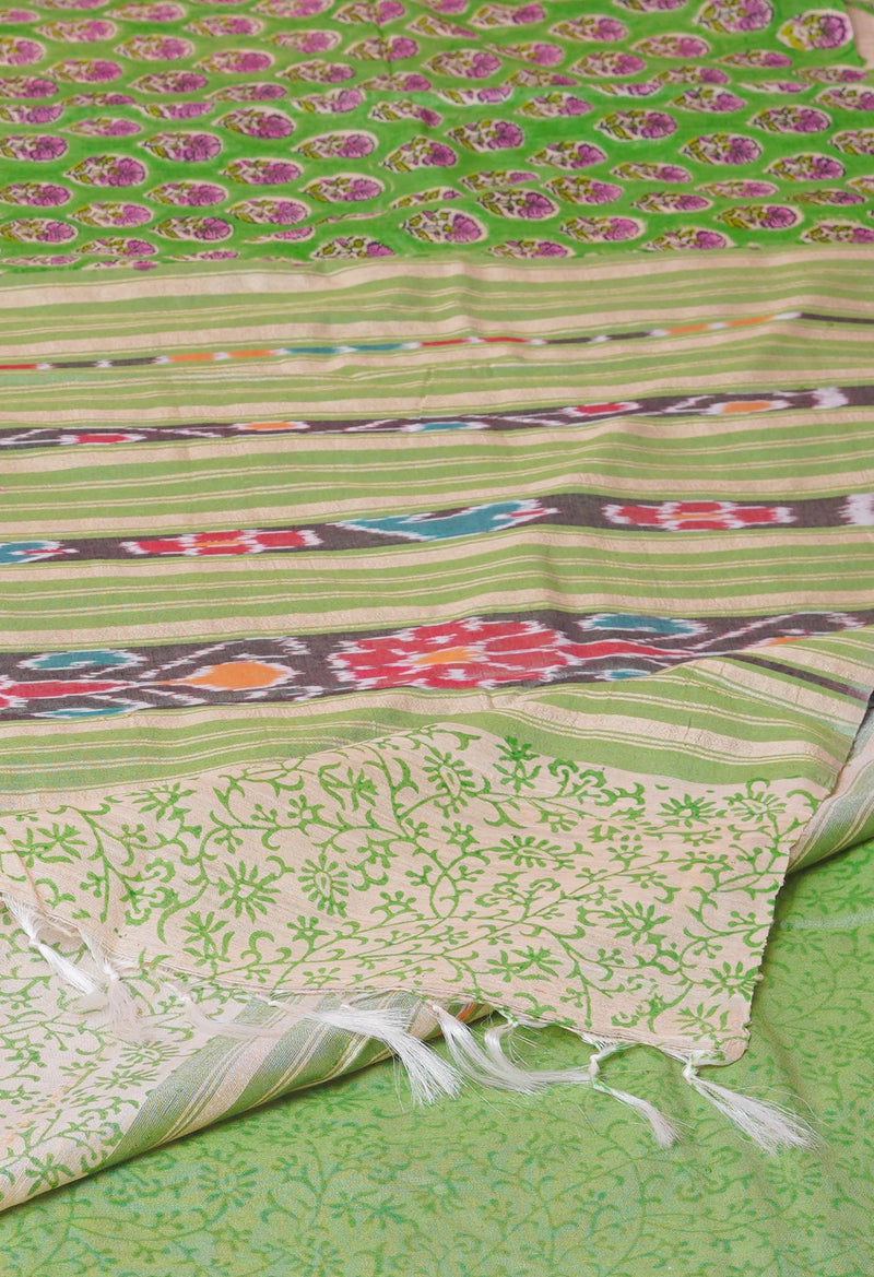 Green Pure Handloom Hand Block Printed Vidarbha Tussar Silk Saree-UNM74522