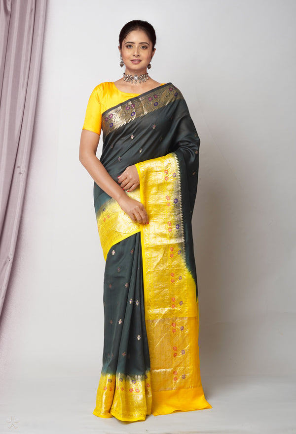 Black Pure  Dyed Banarasi Chiniya Silk Saree-UNM75003