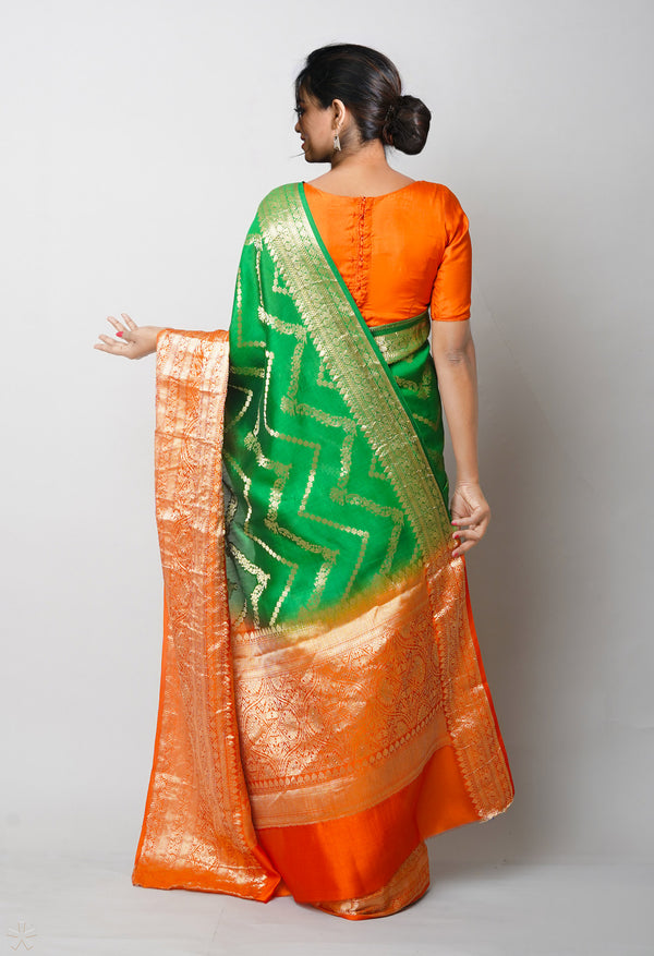 Green Pure  Dyed Banarasi Chiniya Silk Saree-UNM75008