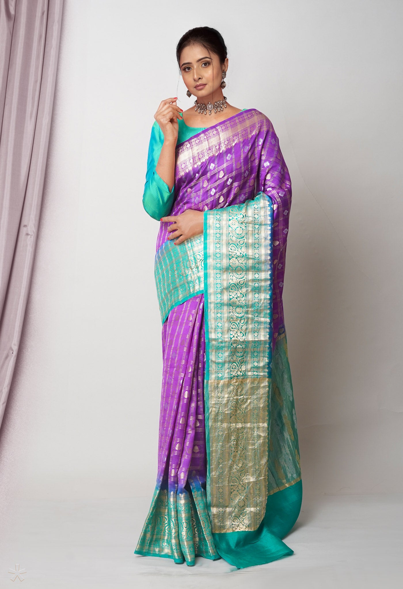 Violet Pure  Dyed Banarasi Chiniya With Check Weaving Silk Saree-UNM75016