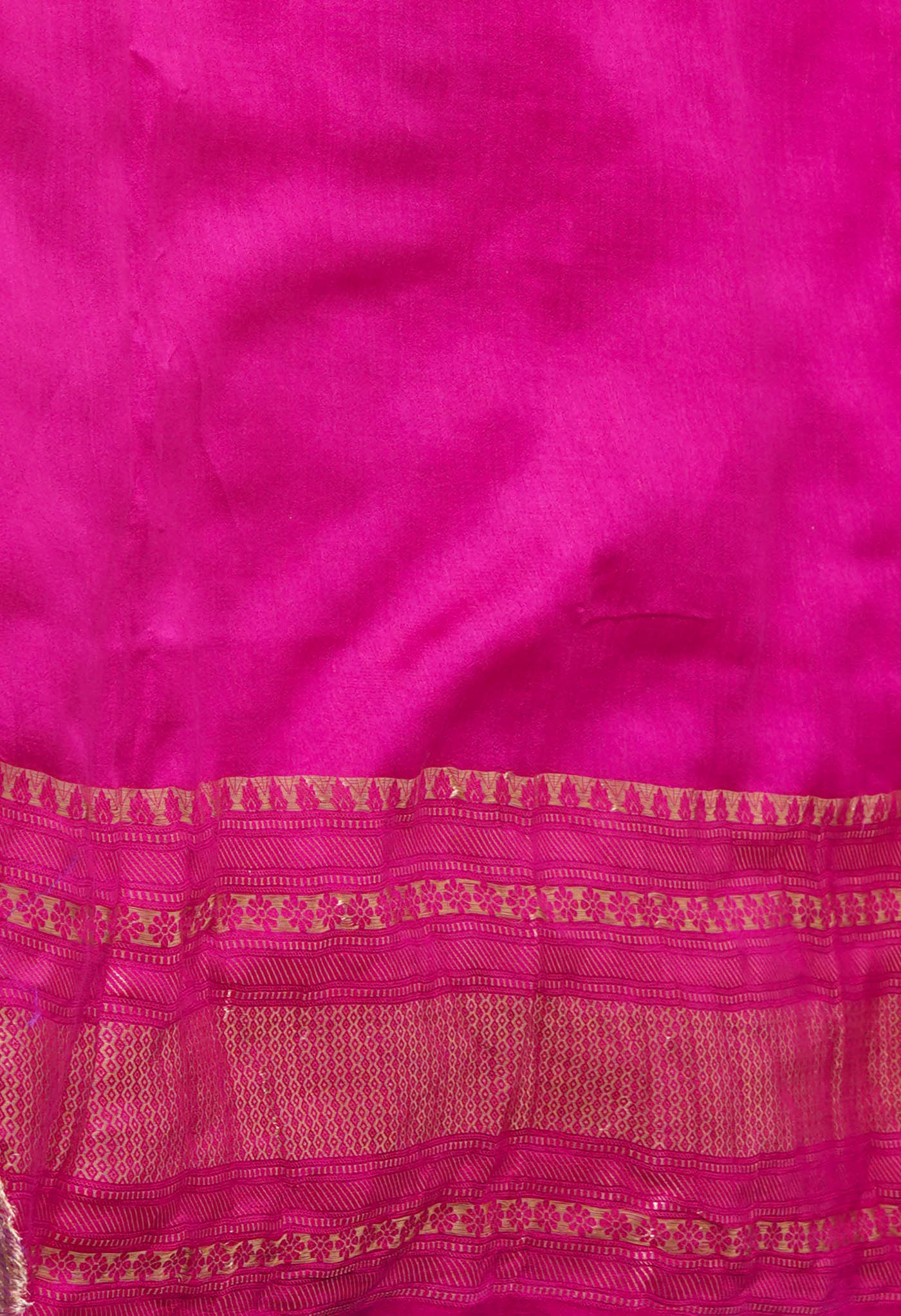 Violet Pure  Dyed Banarasi Chiniya With Check Weaving Silk Saree-UNM75017