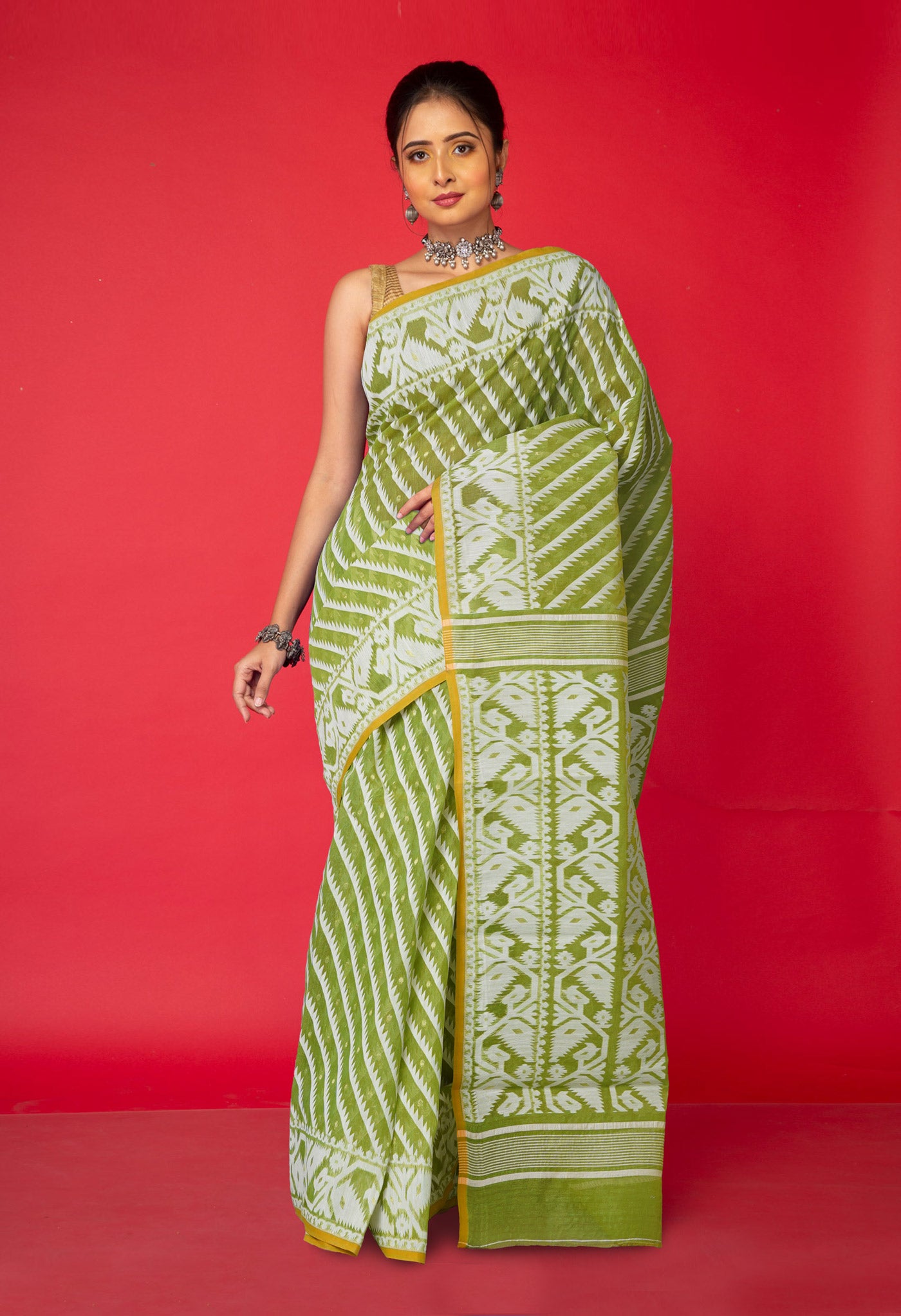 Parrot Green Pure Jamdhani Bengal Cotton Saree-UNM75208