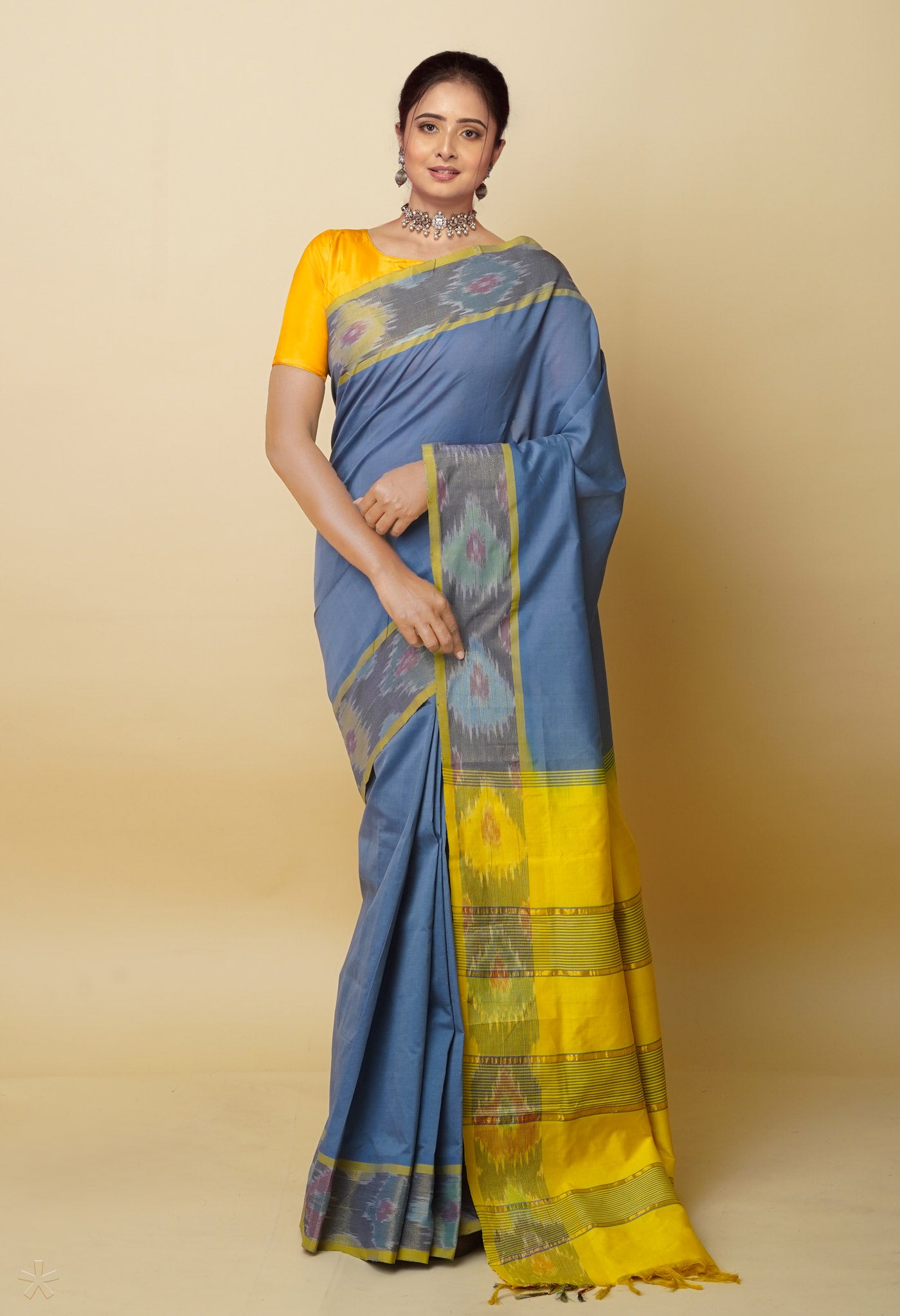 Grey Pochampally Cotton Silk Saree