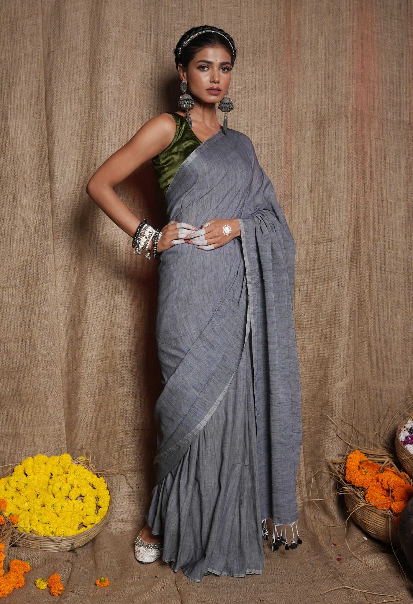 Grey  Handloom Plain Mulmul Cotton Saree