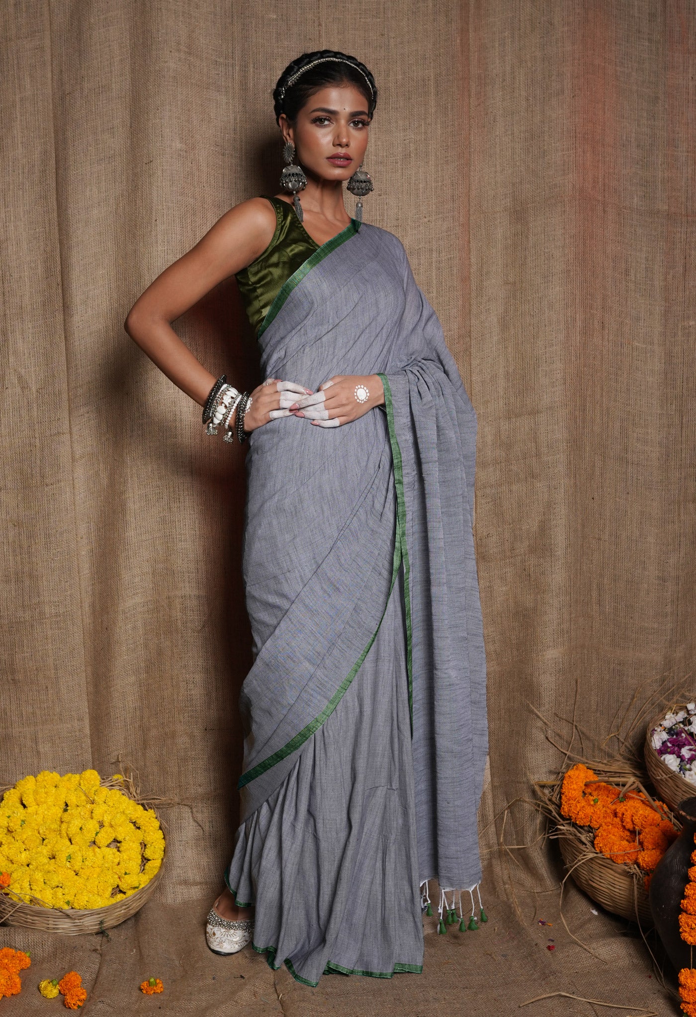 Grey Handloom Plain Mulmul Cotton Saree