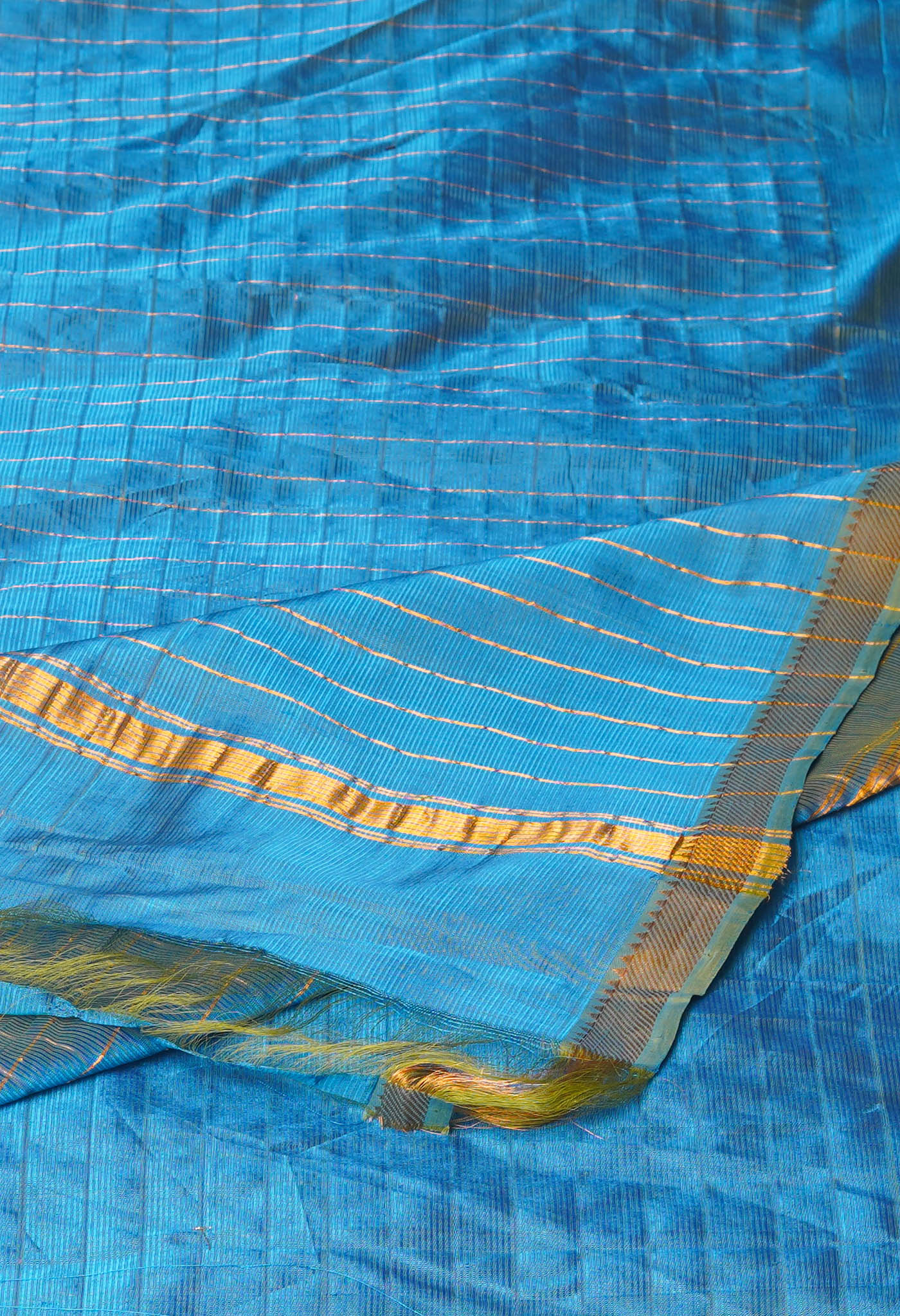Blue Pure  Zari Weaving Checks Mangalgiri Soft Silk Saree