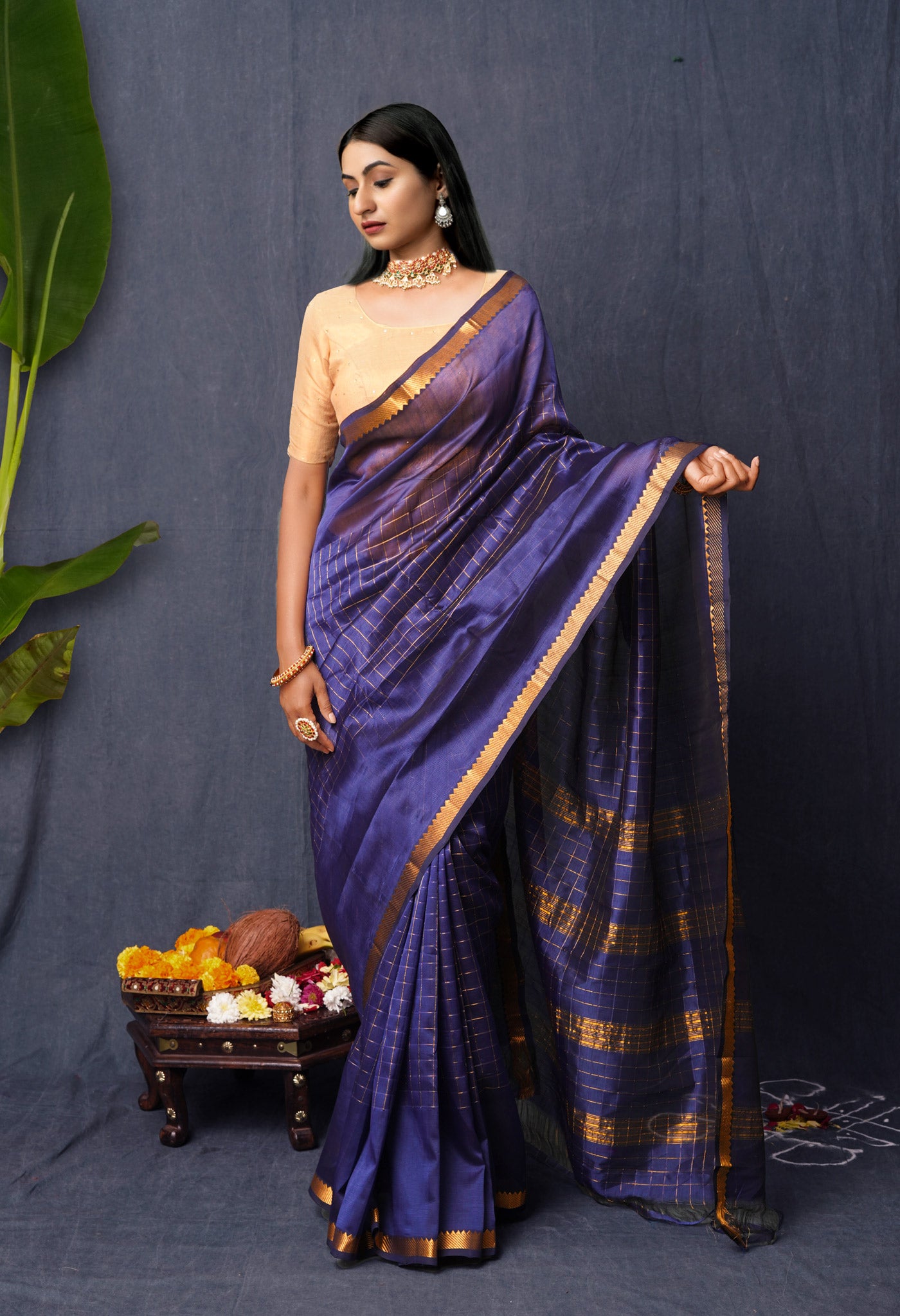 Navy Blue Pure  Zari Weaving Checks Mangalgiri Soft Silk Saree