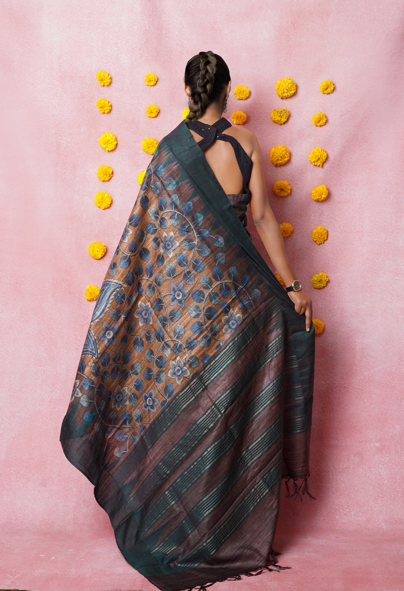 Cream Kalamkari Printed On Pure Handloom Tussar Silk Saree