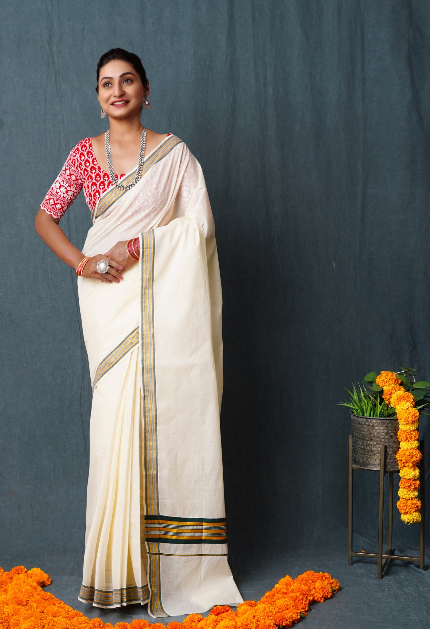 Ivory Pure  Kerala Kasavu Cotton Saree