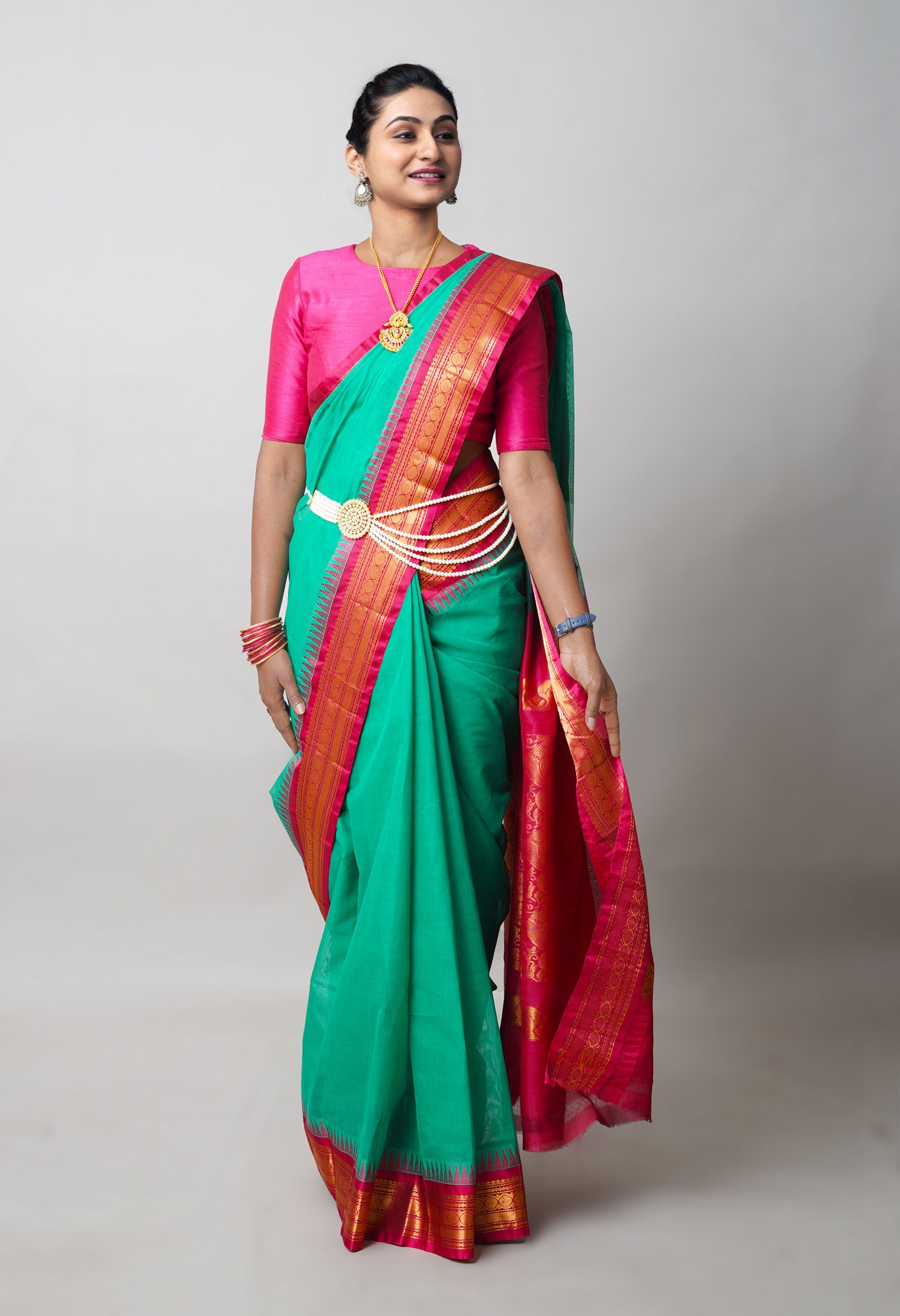 Green Pure Handloom Gadwal Cotton Saree