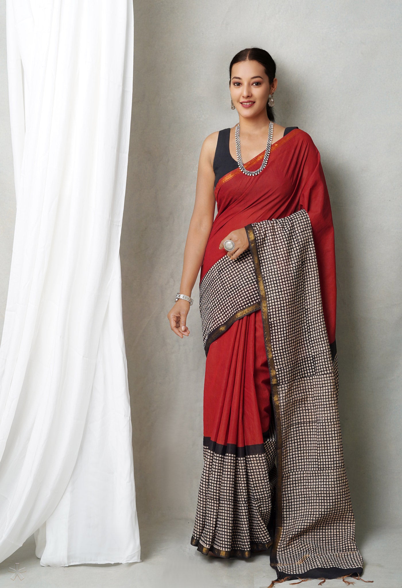 Red  Bagh Printed Pashmina Sico Saree