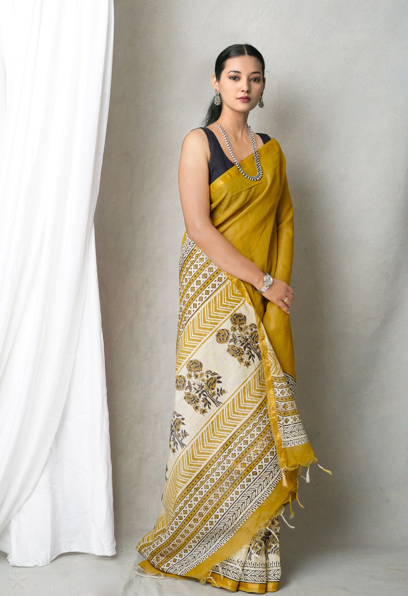 Green  Bagh Printed Pashmina Sico Saree