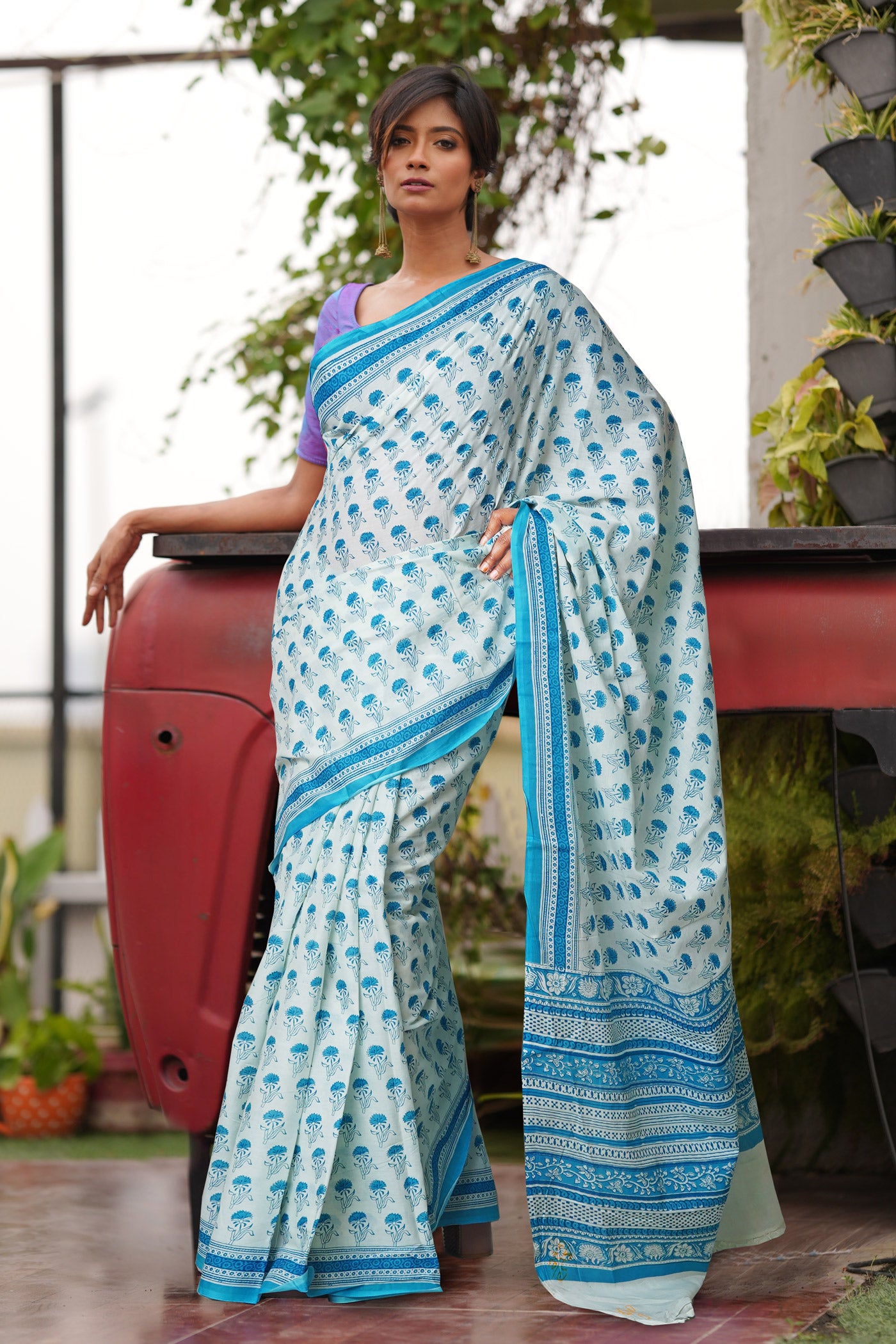 White-Blue Pure Block Printed Soft Cotton Saree