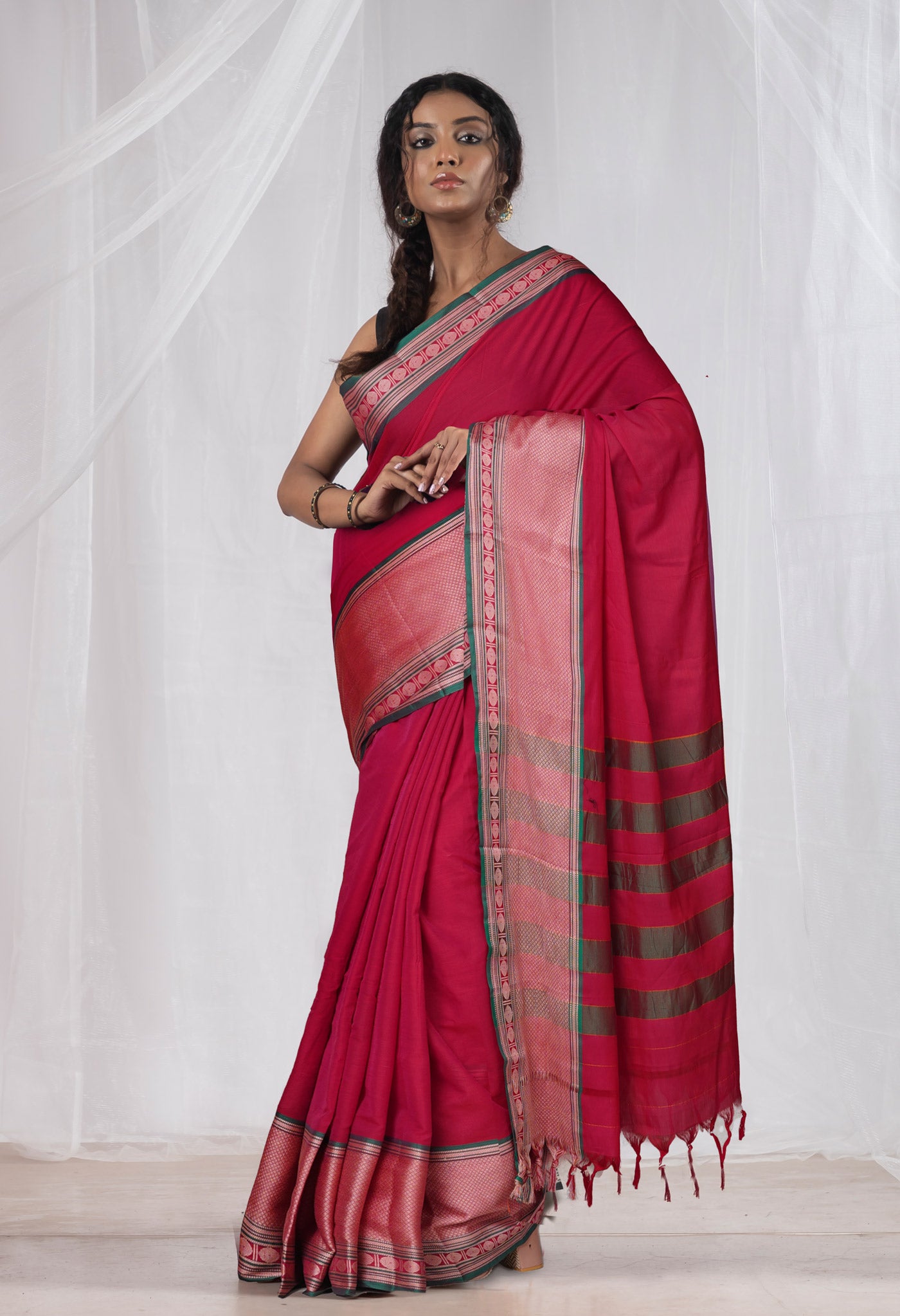 Red Pure Handloom Narayani Cotton Saree-UNM78250