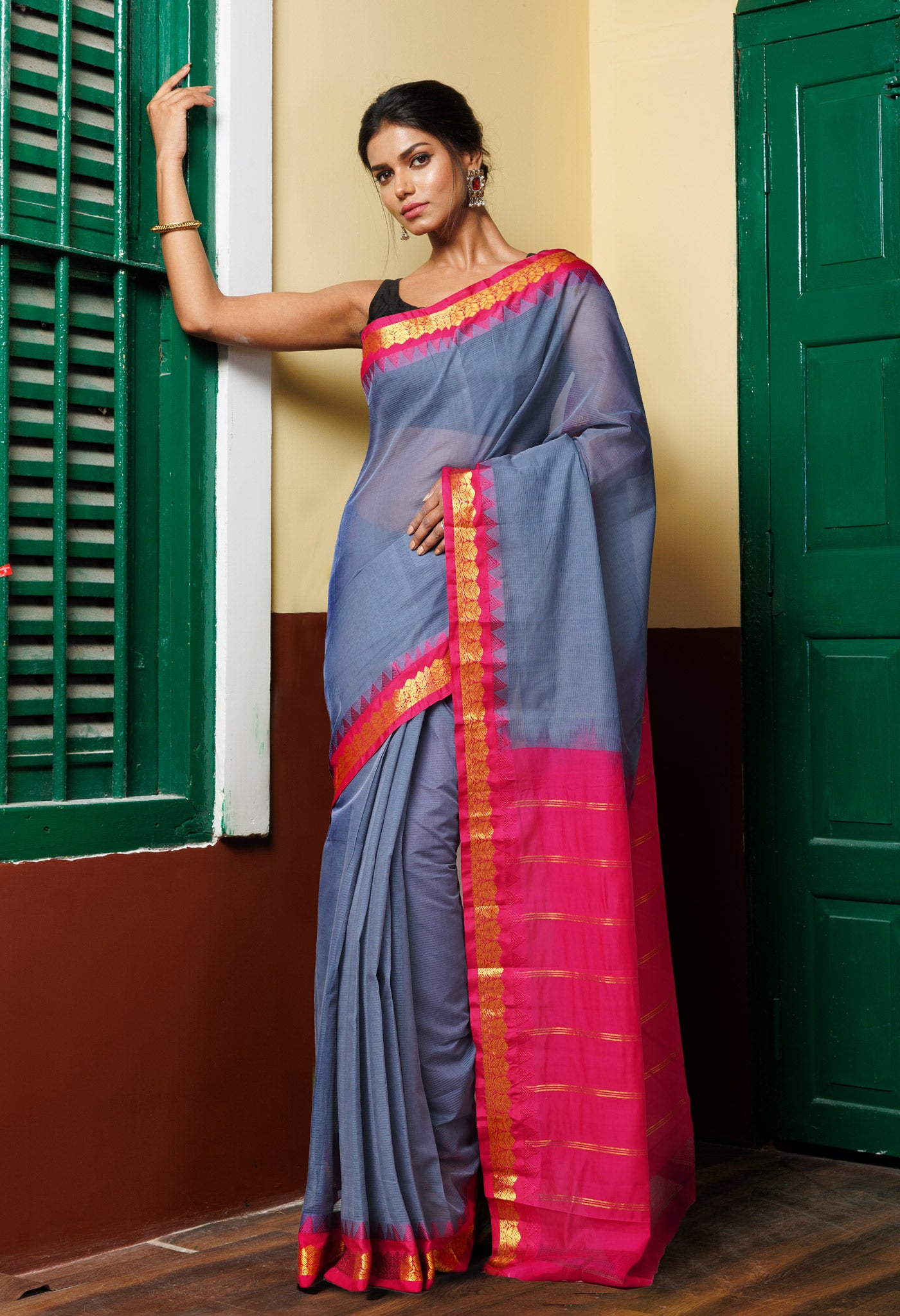 Grey Pure Handloom Gadwal Cotton Saree
