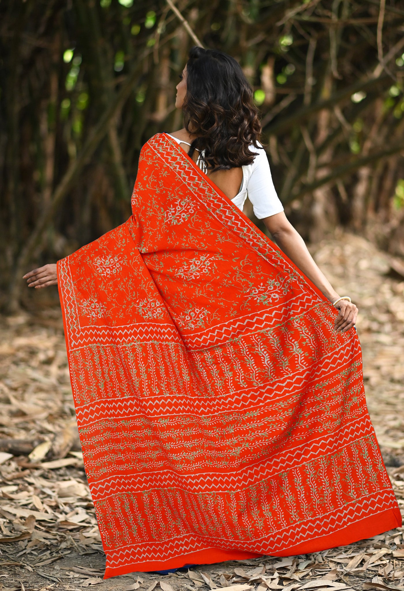 Red Pure Napthol Hand Block Pinted Soft Cotton Saree-UNM79811